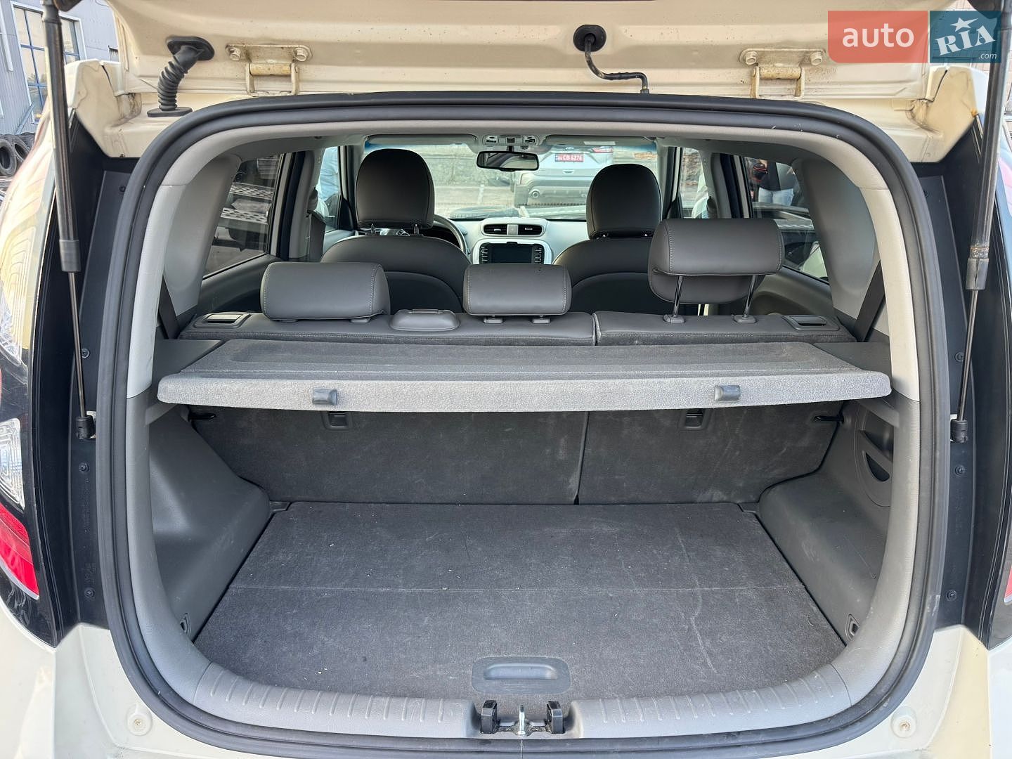 Kia Soul 2017 VIN KNAJX81EFJ7024714 фото оголошення 20 з 24