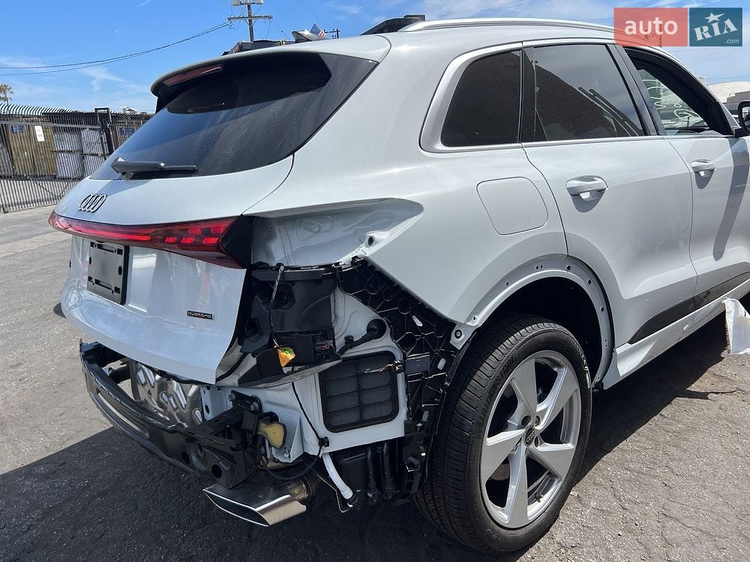 Audi Q5 2025 VIN WA12AAGU7S2023944 фото оголошення 108 з 110