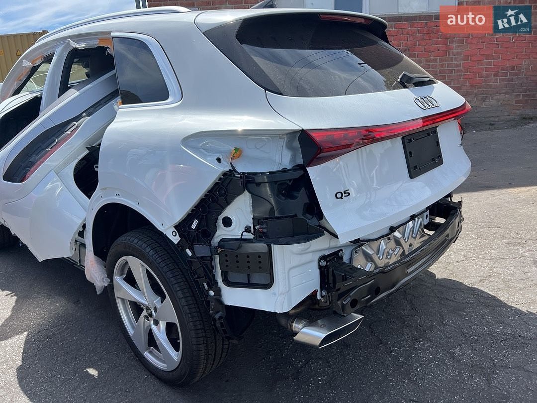 Audi Q5 2025 VIN WA12AAGU7S2023944 фото оголошення 107 з 110