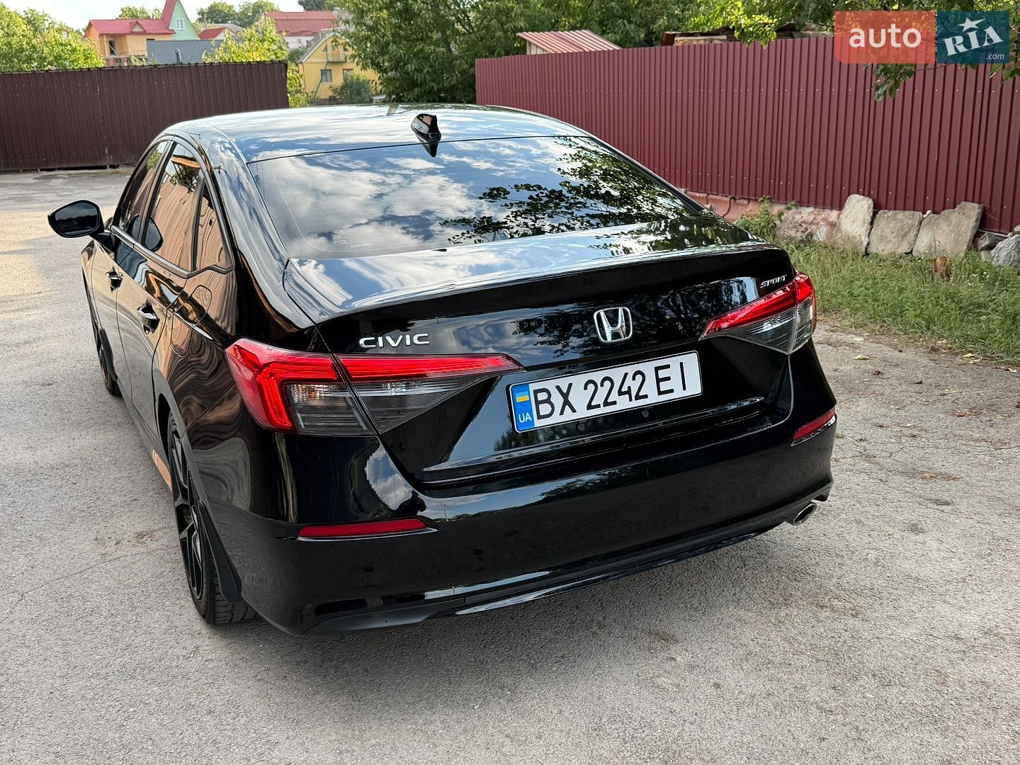 Honda Civic 2022 VIN 2HGFE2F58NH590026 фото оголошення 2 з 35