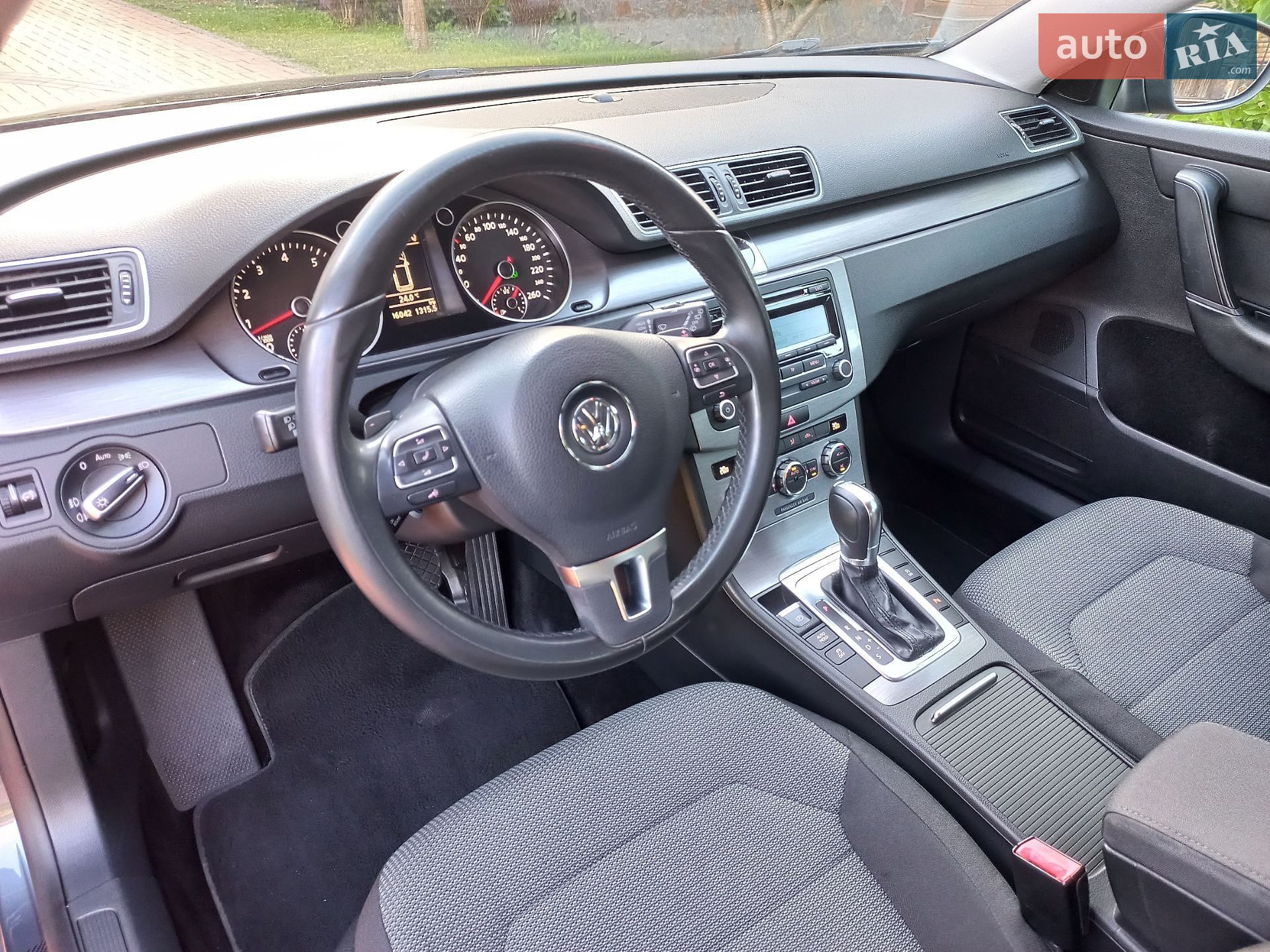 Volkswagen Passat 2012 VIN WVWZZZ3CZCE104904 фото оголошення 19 з 47