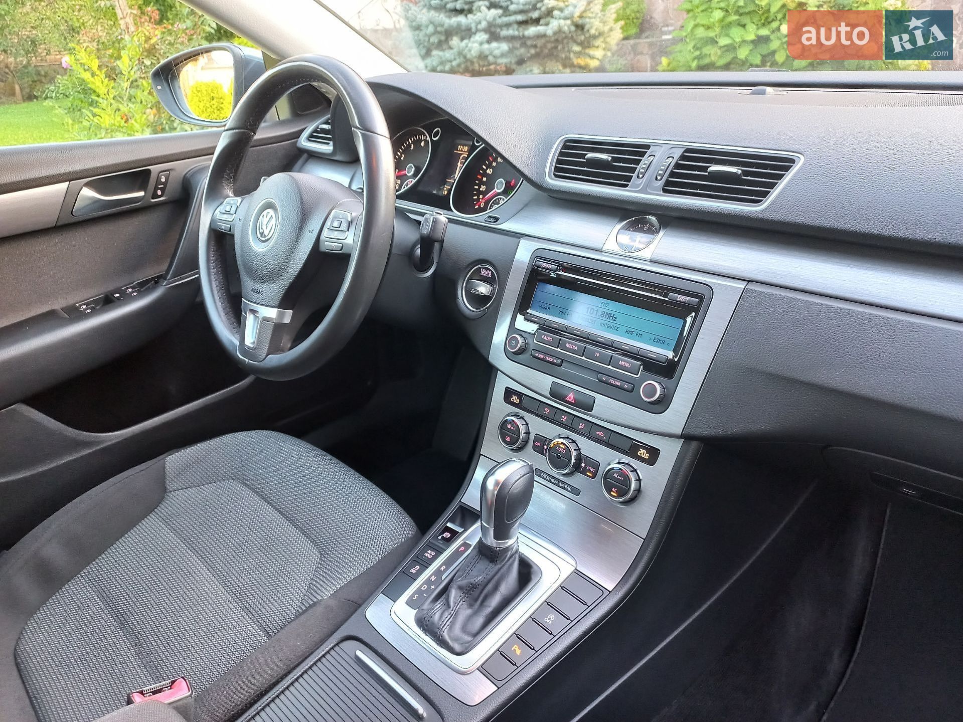 Volkswagen Passat 2012 VIN WVWZZZ3CZCE104904 фото оголошення 33 з 47