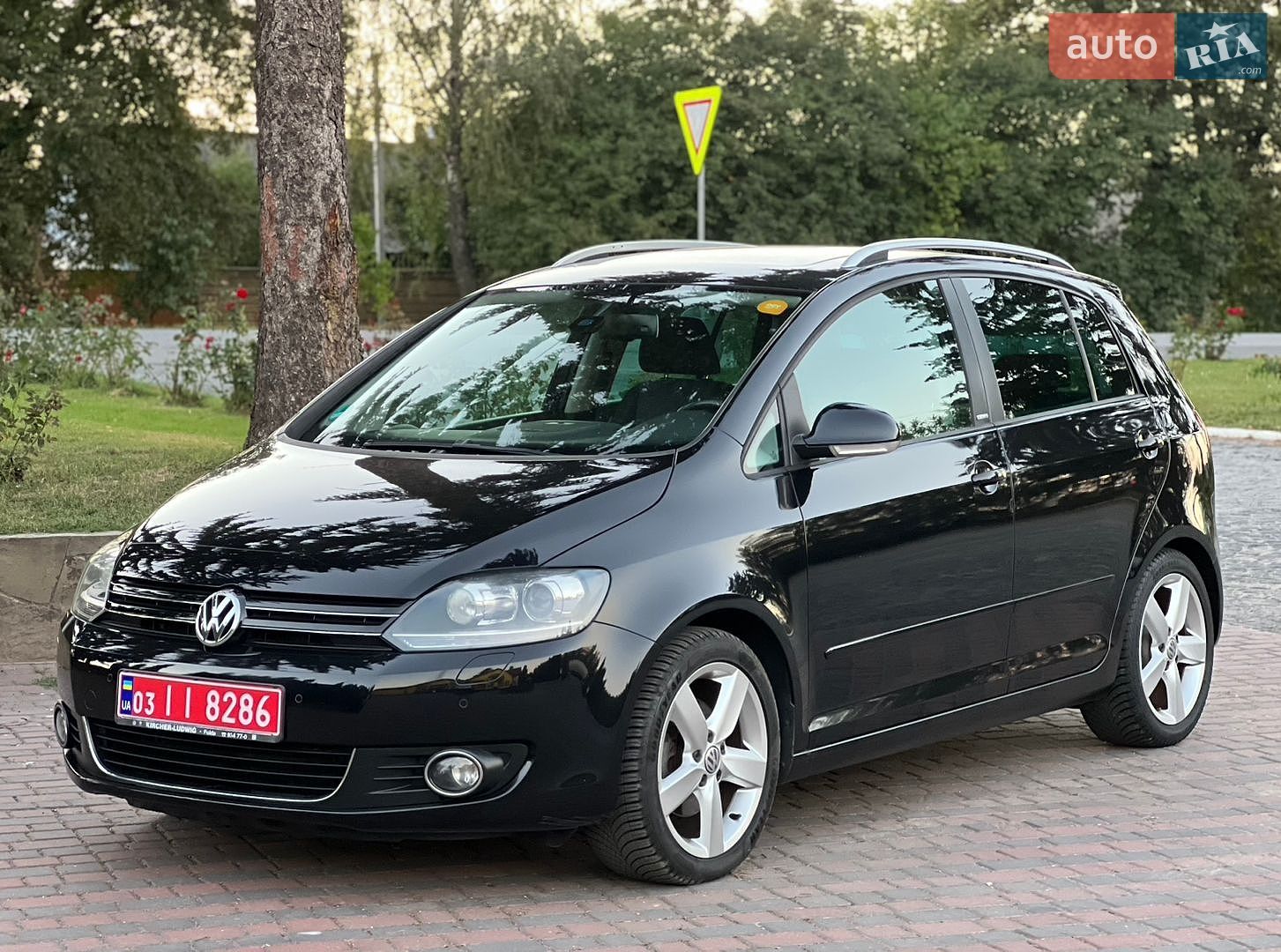 Volkswagen Golf Plus 2011 VIN WVWZZZ1KZBW575024 фото оголошення 2 з 24
