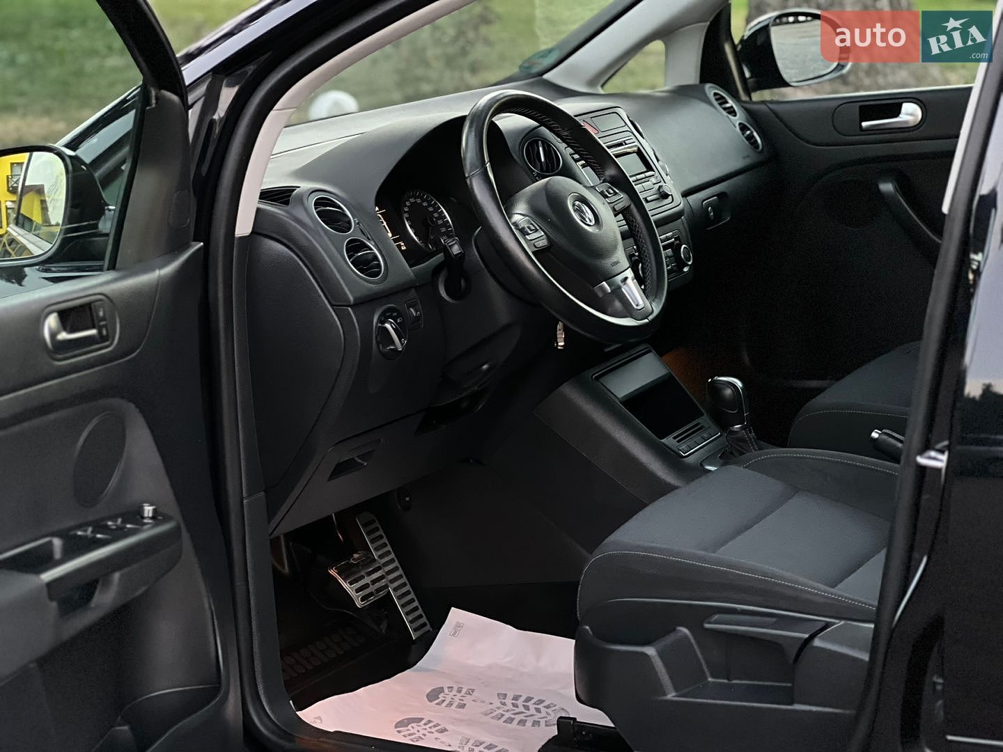 Volkswagen Golf Plus 2011 VIN WVWZZZ1KZBW575024 фото оголошення 14 з 24