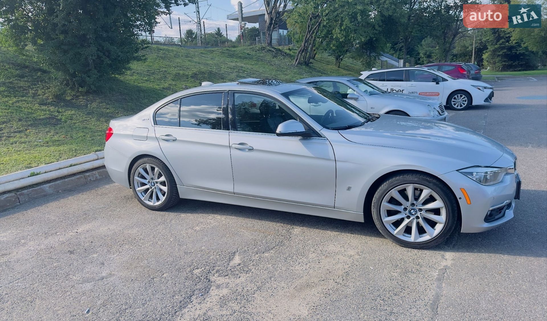 BMW 3 Series 2016 VIN WBA8E1C58HK895140 фото оголошення 12 з 13