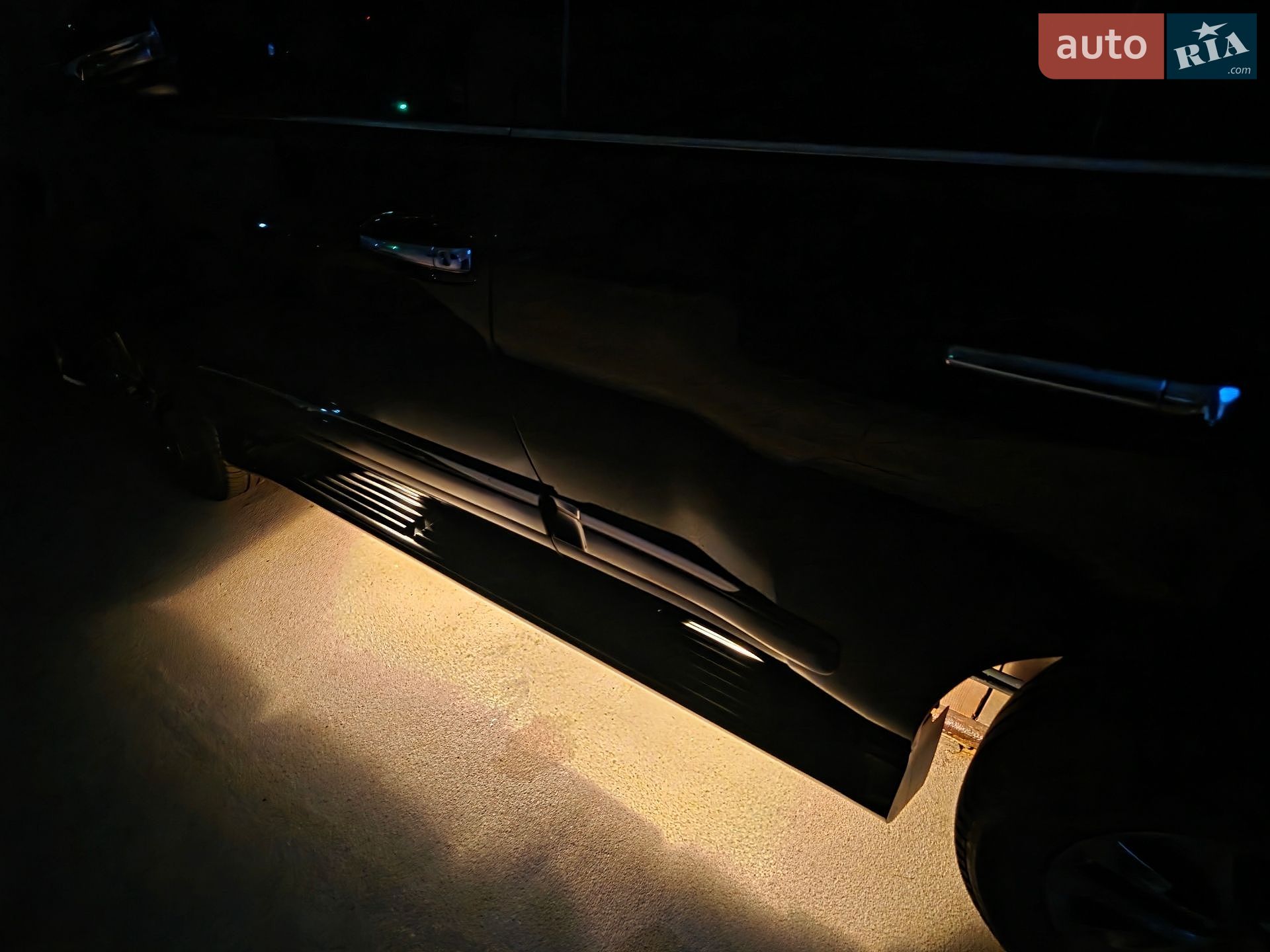 Lexus GX 2019 VIN JTJBM7FX9K5234926 фото оголошення 35 з 54