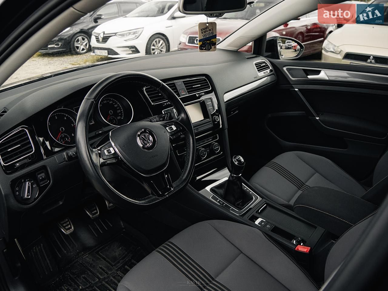 Volkswagen Golf 2016 VIN WVWZZZAUZGW250389 фото оголошення 5 з 18