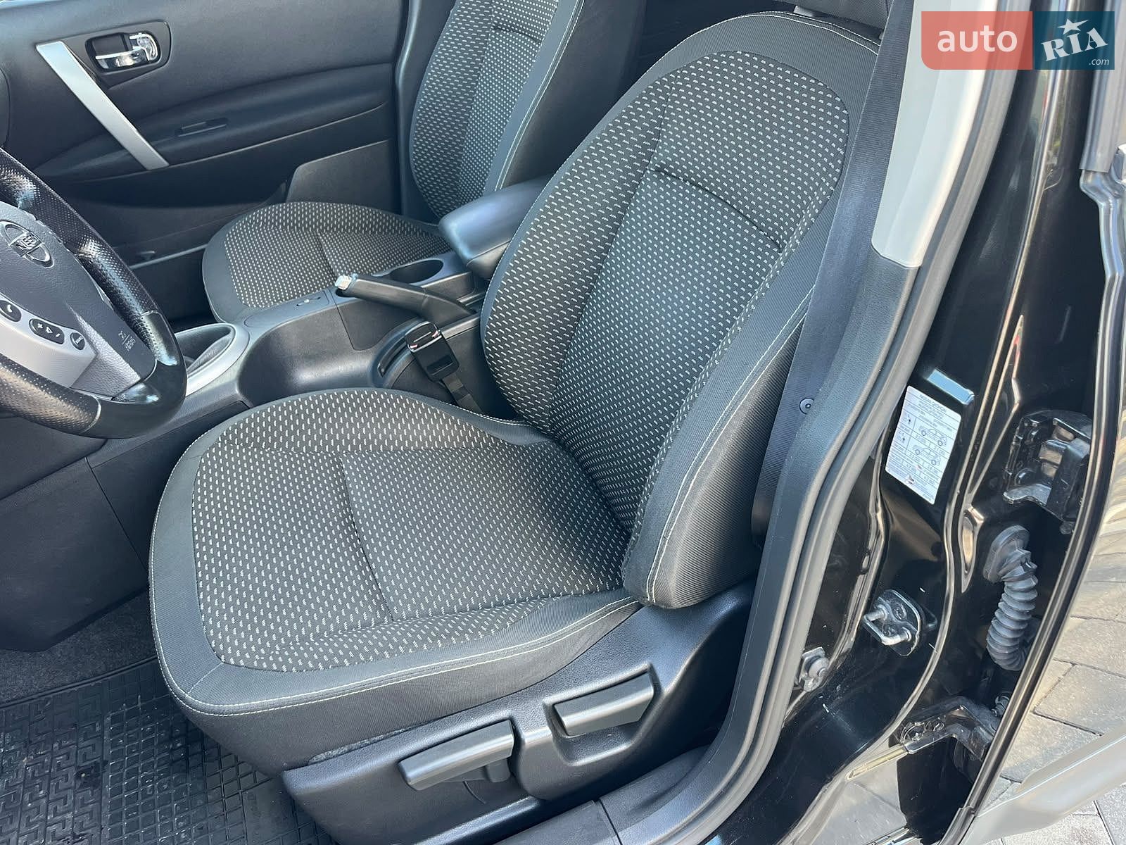 Nissan Qashqai 2008 VIN SJNFCAJ10U1330506 фото оголошення 12 з 31