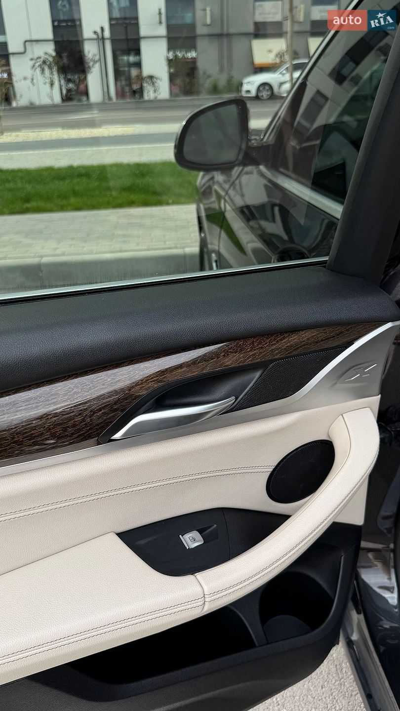 BMW X3 2019 VIN 5UXTY3C07LLU71194 фото оголошення 14 з 43