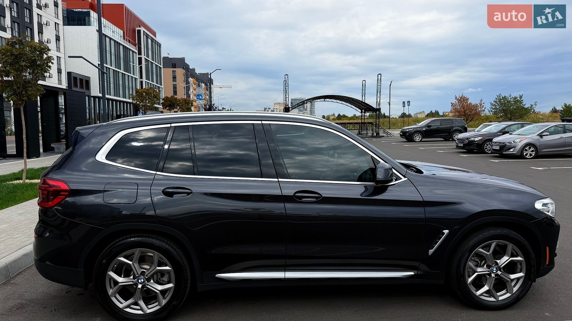 BMW X3 2019 VIN 5UXTY3C07LLU71194 фото оголошення 10 з 43