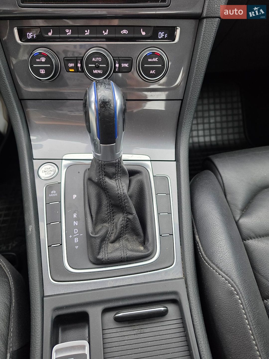 Volkswagen e-Golf 2015 VIN WVWZZZAUZFW904898 фото оголошення 14 з 40