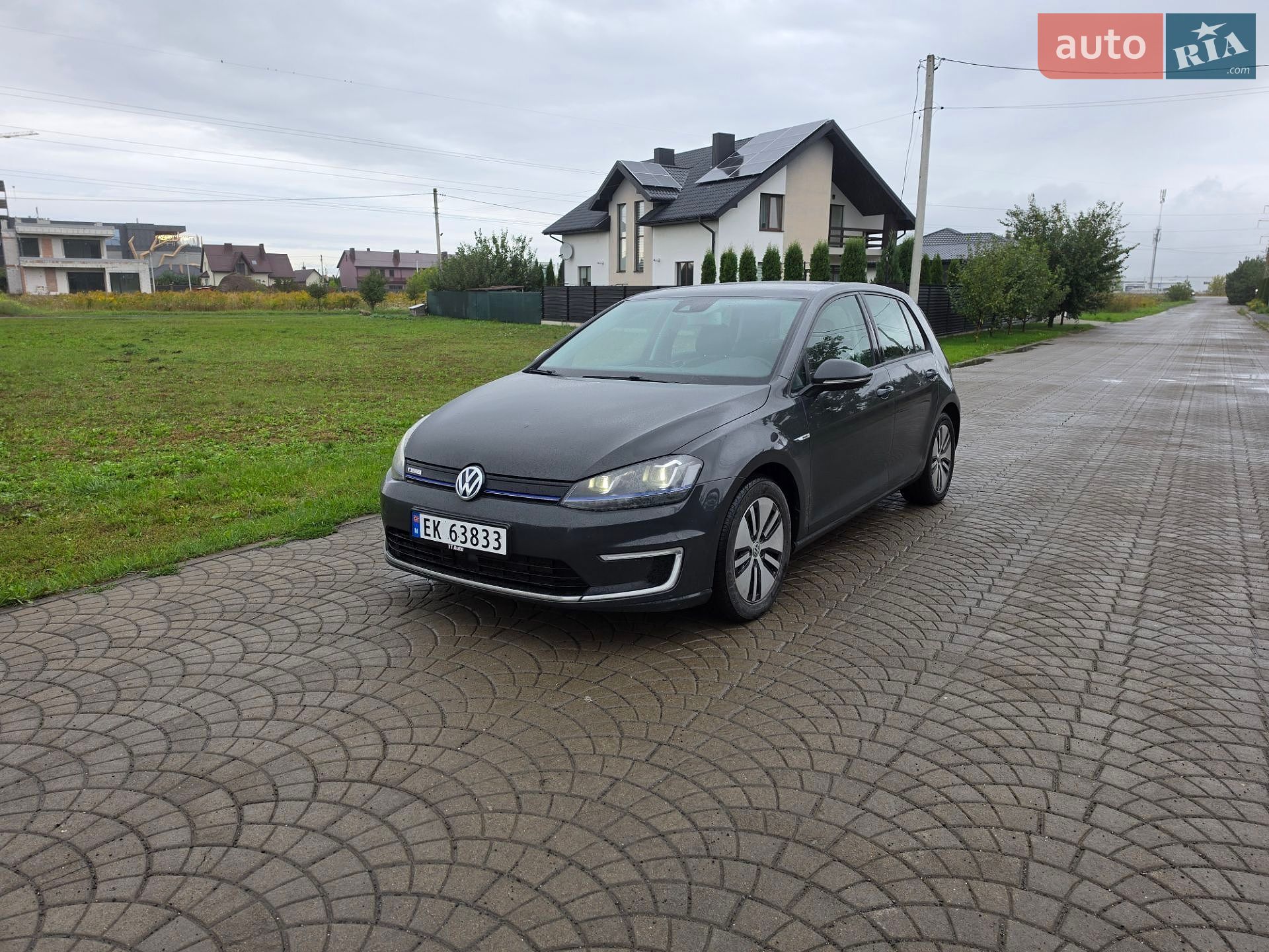 Volkswagen e-Golf 2015 VIN WVWZZZAUZFW904898 фото оголошення 24 з 40