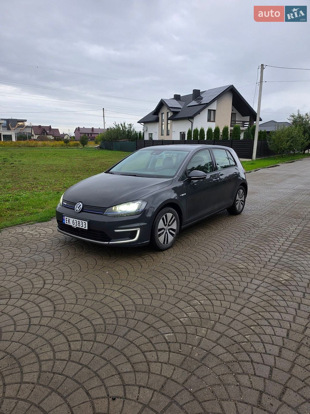 Volkswagen e-Golf 2015 VIN WVWZZZAUZFW904898 фото оголошення 37 з 40