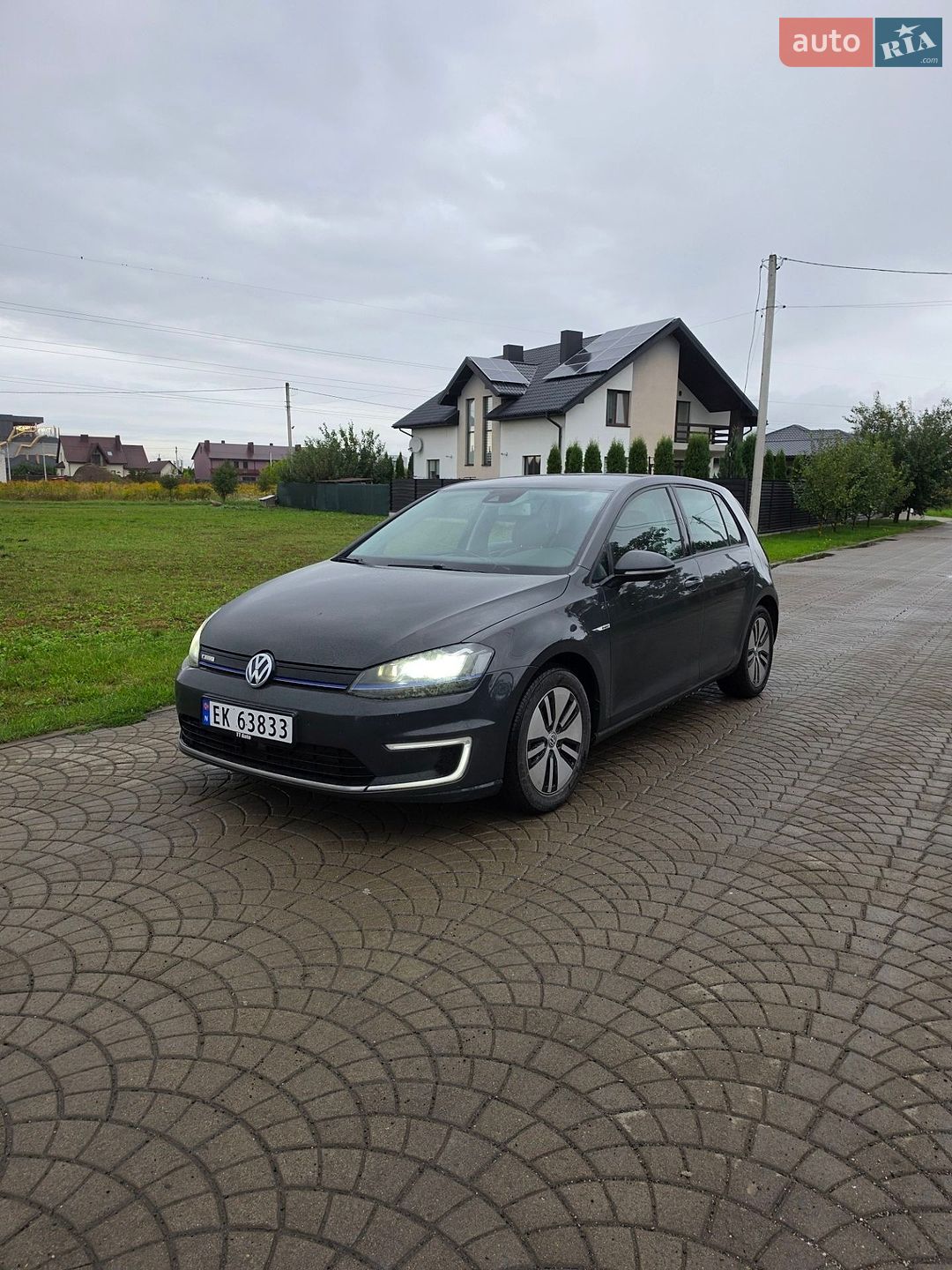 Volkswagen e-Golf 2015 VIN WVWZZZAUZFW904898 фото оголошення 38 з 40