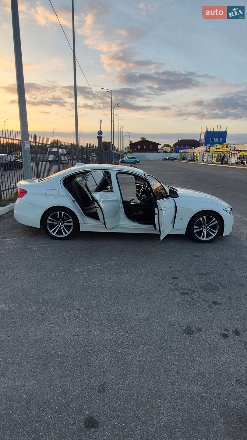 BMW 3 Series 2018 VIN WBA8E1C55JA177931 фото оголошення 10 з 24
