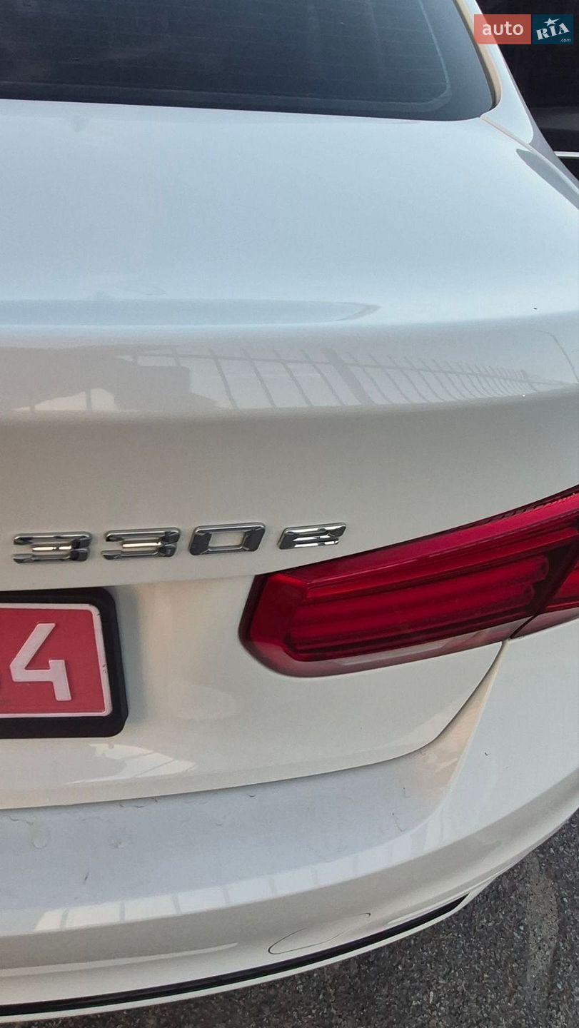 BMW 3 Series 2018 VIN WBA8E1C55JA177931 фото оголошення 14 з 24