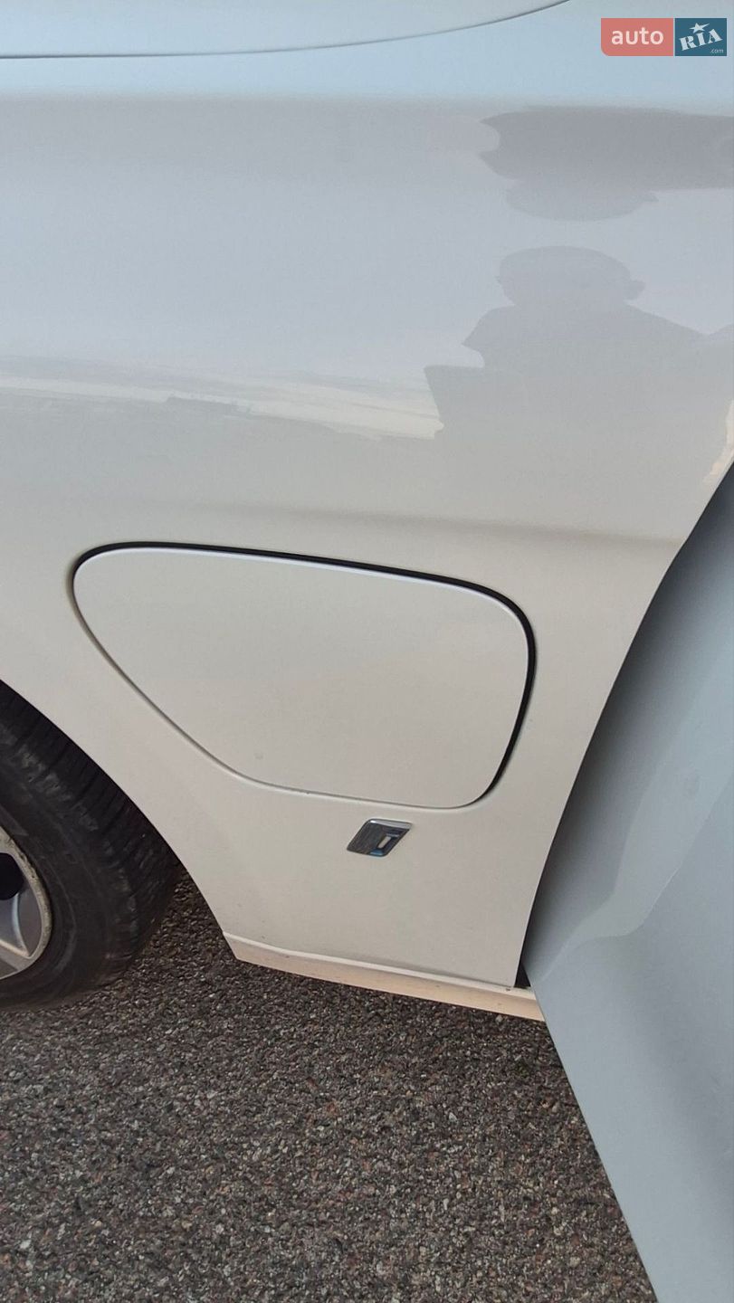 BMW 3 Series 2018 VIN WBA8E1C55JA177931 фото оголошення 11 з 24