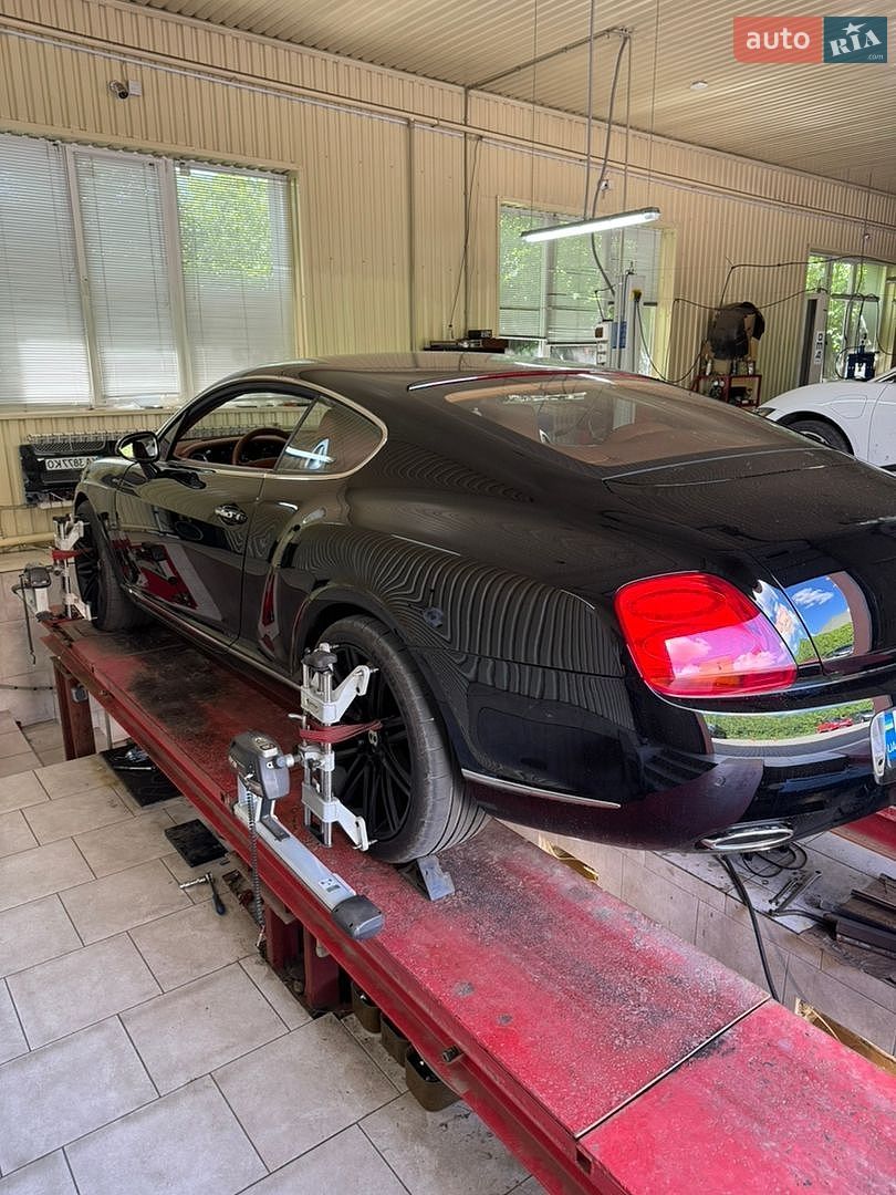 Bentley Continental GT 2005 VIN SCBCE63W05C026642 фото оголошення 10 з 20
