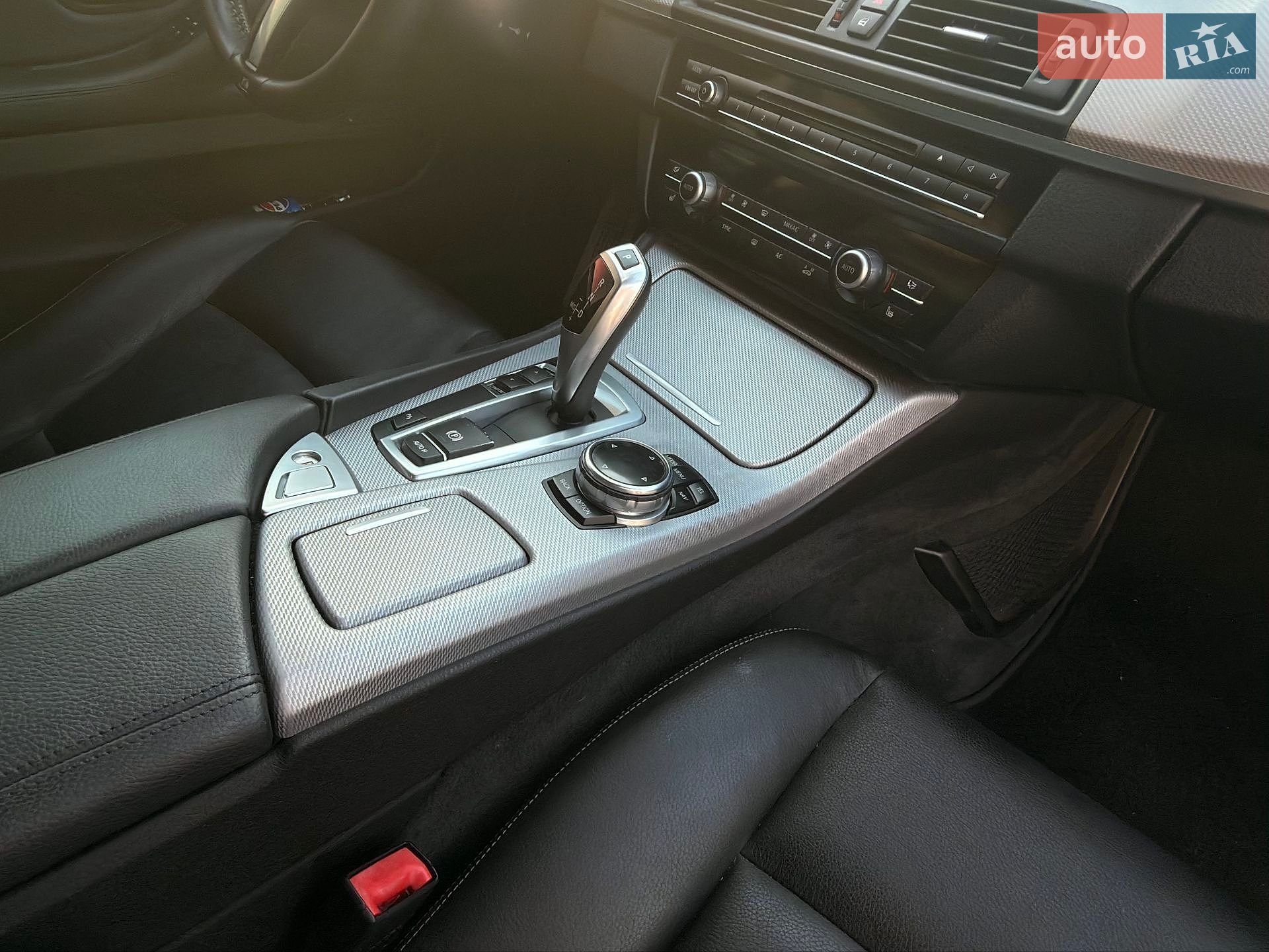 BMW 5 Series 2014 VIN WBA5A5C52ED504943 фото оголошення 24 з 36