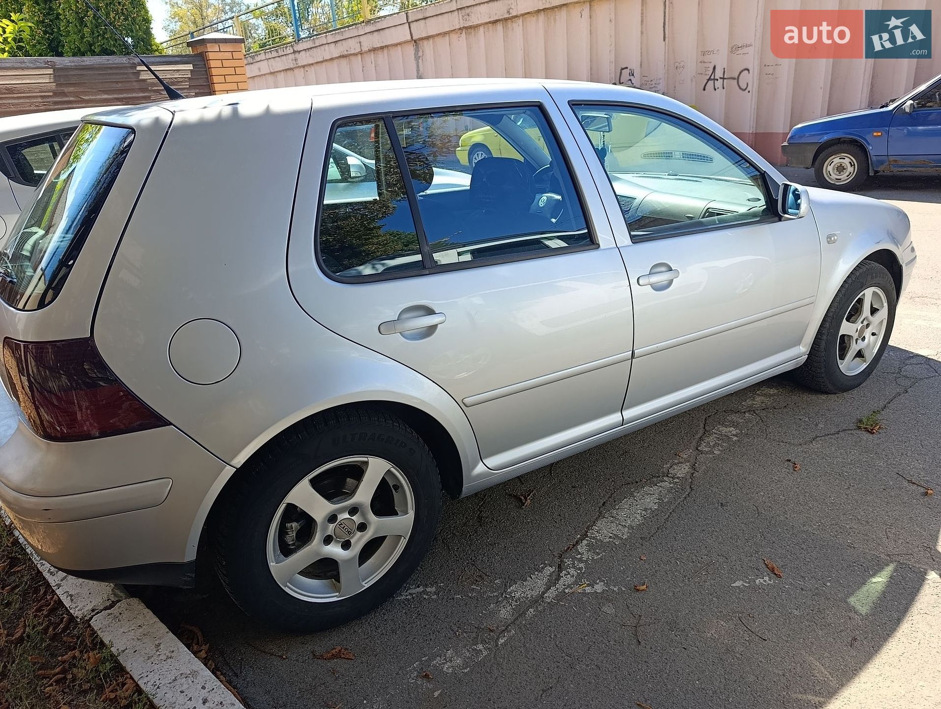 Volkswagen Golf 2003 VIN WVWZZZ1JZ3B191910 фото оголошення 4 з 20