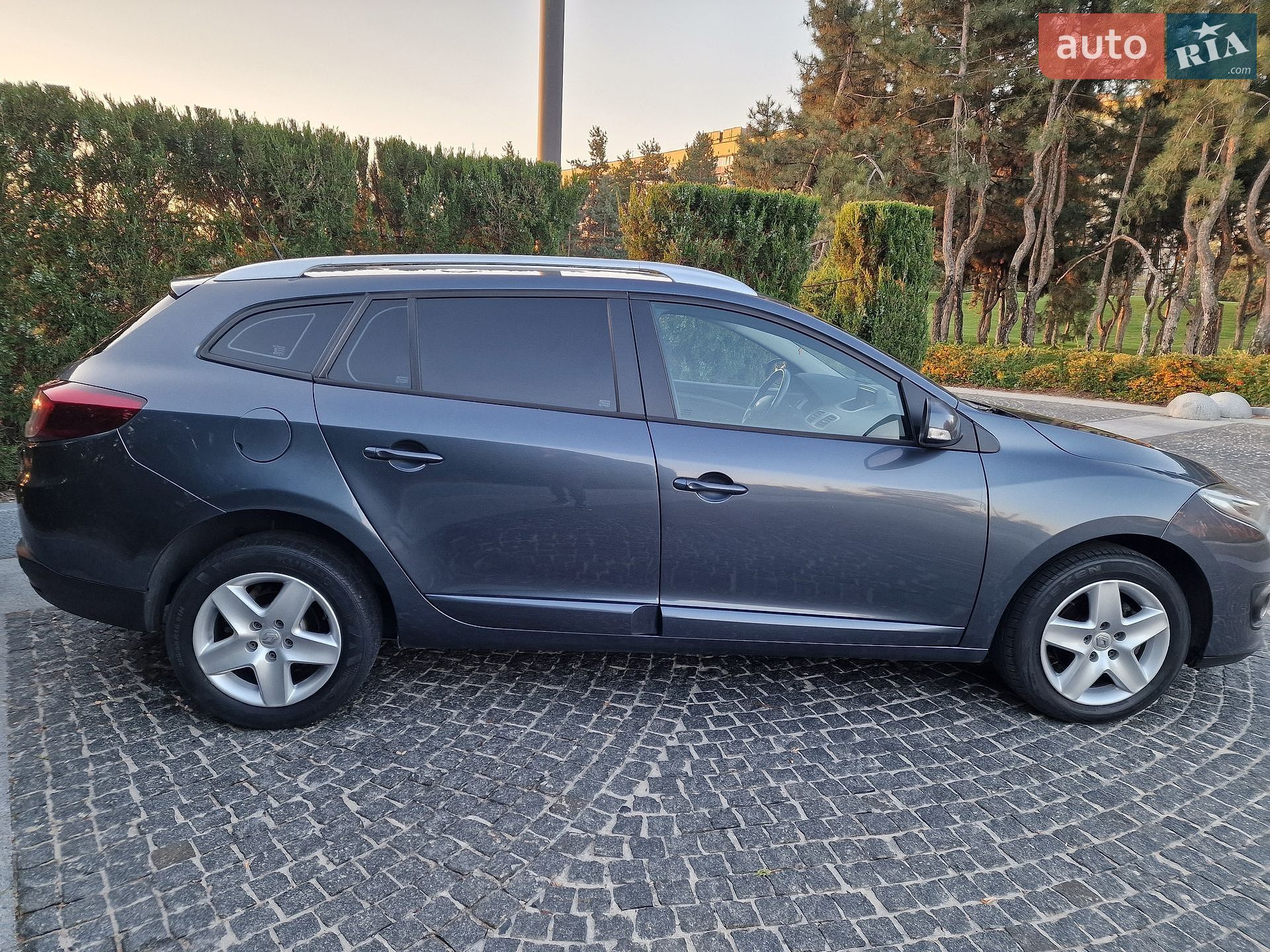 Renault Megane 2015 VIN VF1KZ890H54039017 фото оголошення 10 з 42