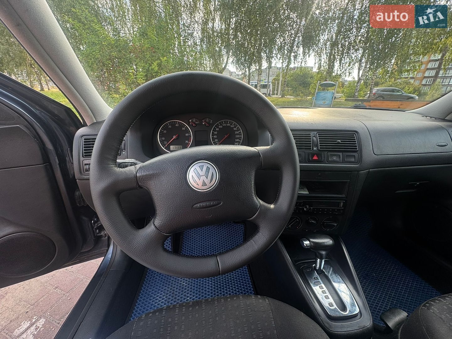 Volkswagen Golf 2004 VIN WVWZZZ1JZ5W012617 фото оголошення 9 з 22