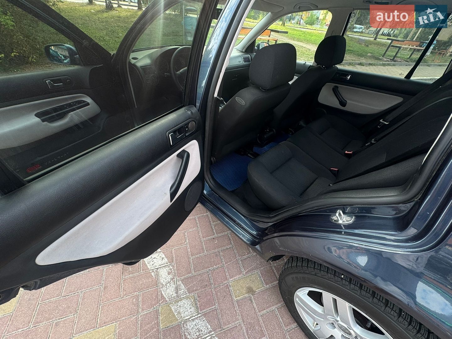 Volkswagen Golf 2004 VIN WVWZZZ1JZ5W012617 фото оголошення 12 з 22