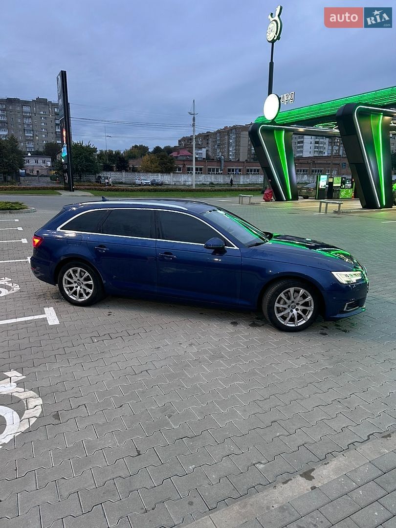 Audi A4 2018 VIN WAUZZZF44JA136460 фото оголошення 8 з 28