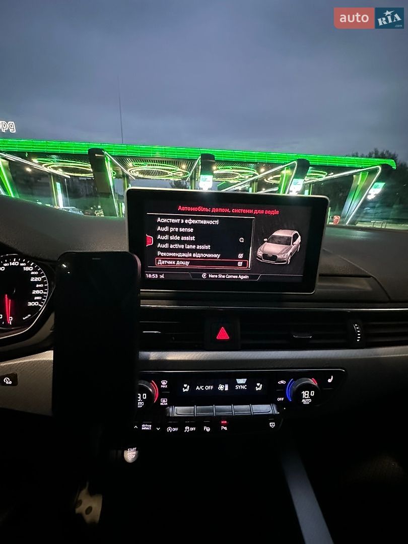Audi A4 2018 VIN WAUZZZF44JA136460 фото оголошення 25 з 28