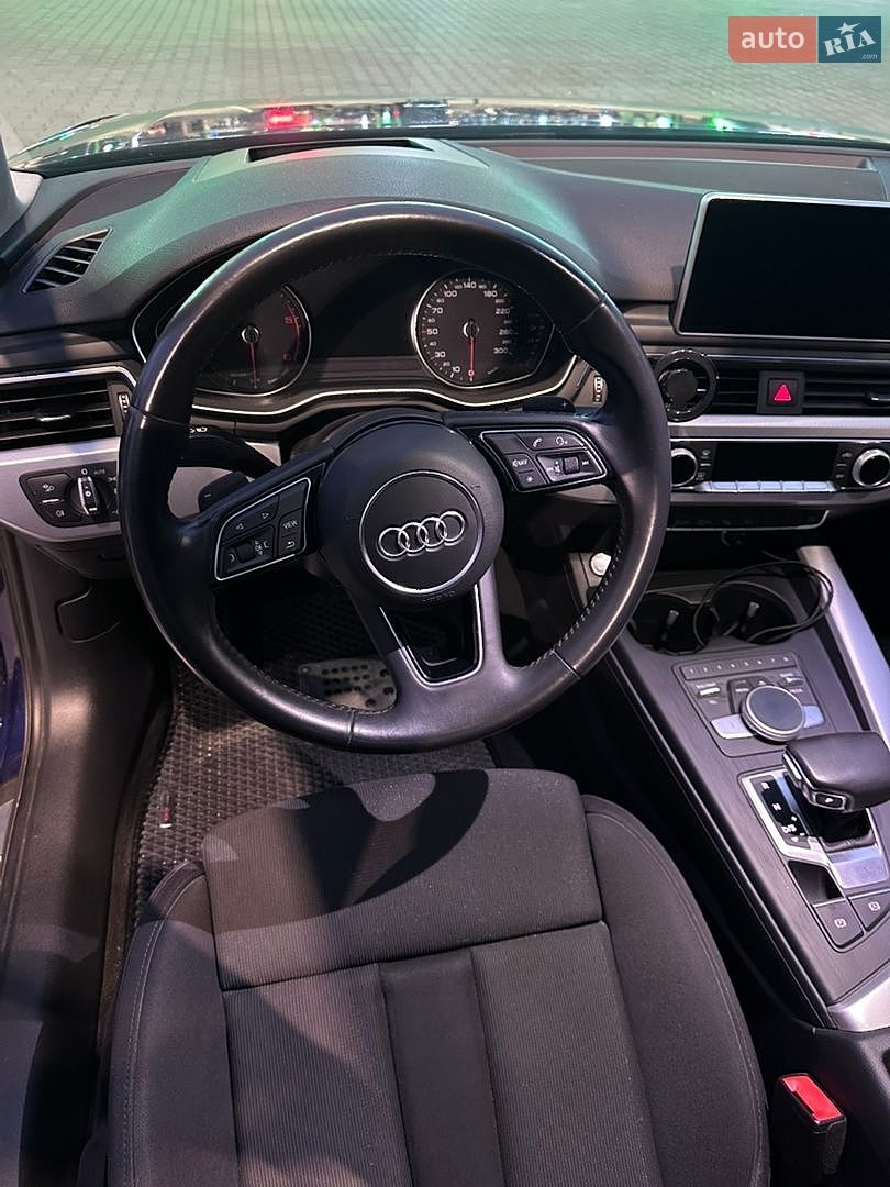 Audi A4 2018 VIN WAUZZZF44JA136460 фото оголошення 16 з 28