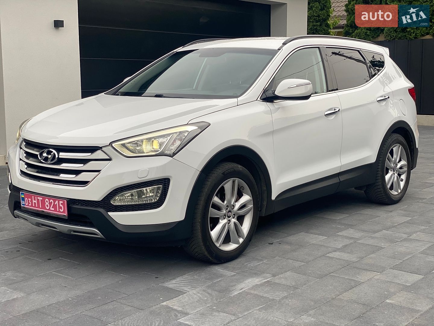 Hyundai Santa FE 2013 VIN KMHSU81XCDU125372 фото оголошення 3 з 22