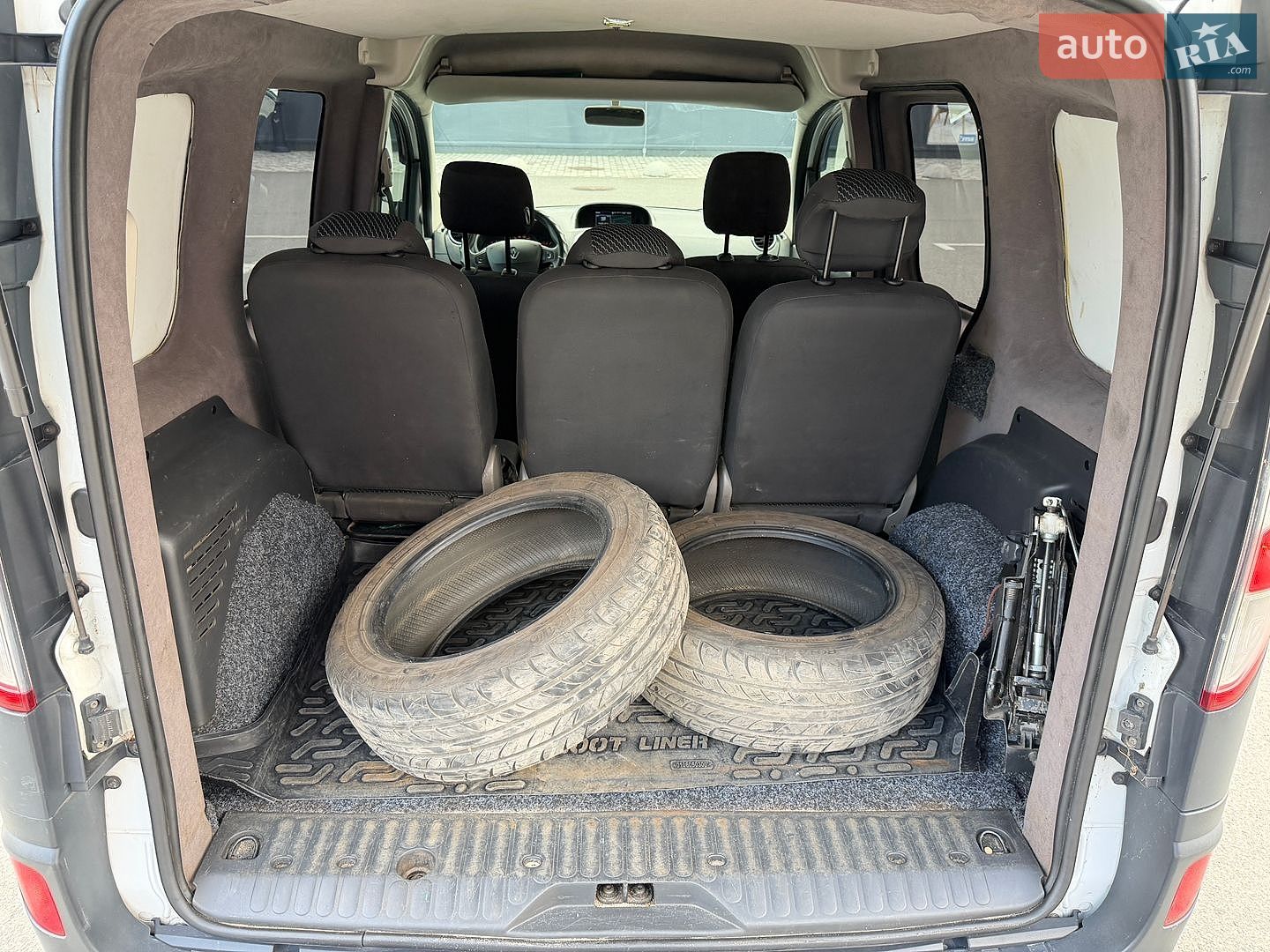 Renault Kangoo 2017 VIN VF1FW51J158851479 фото оголошення 13 з 22