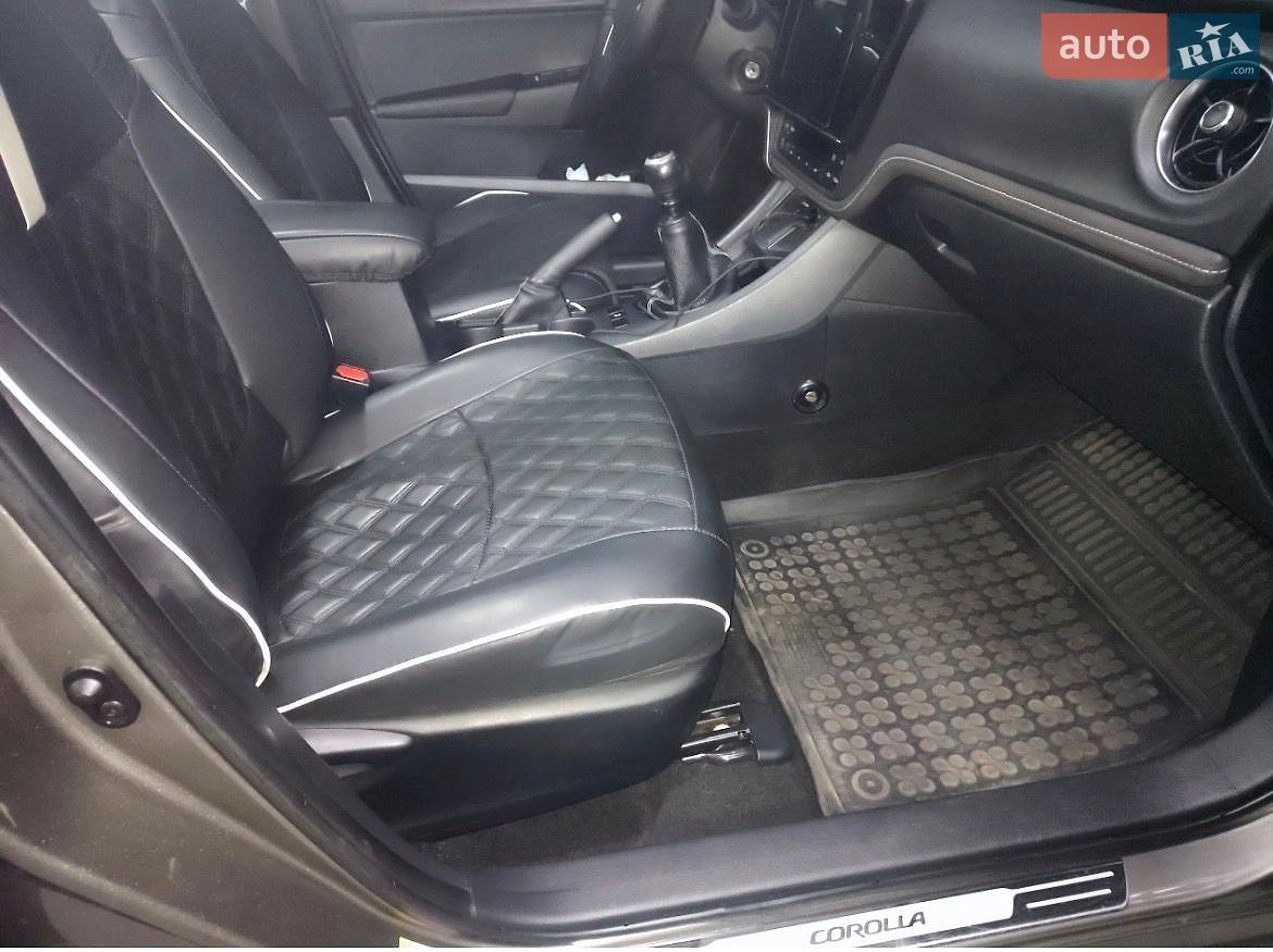 Toyota Corolla 2017 VIN NMTBB0JEX0R205513 фото оголошення 5 з 8