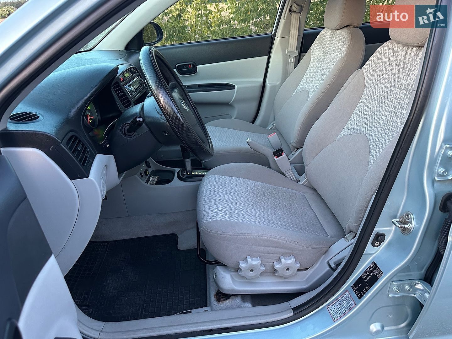 Hyundai Accent 2008 VIN NLHCM41AP8Z128430 фото оголошення 18 з 44