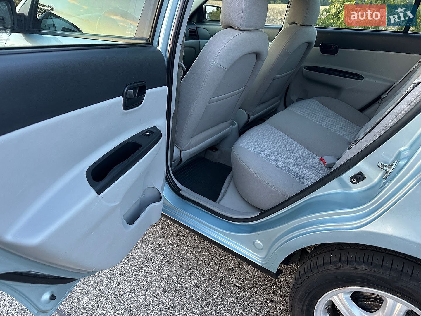 Hyundai Accent 2008 VIN NLHCM41AP8Z128430 фото оголошення 21 з 44