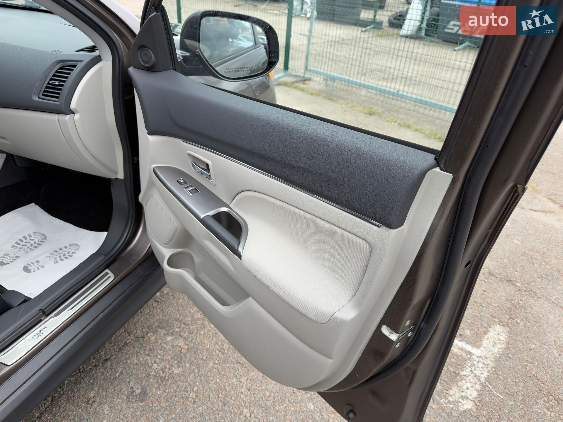 Mitsubishi Outlander Sport 2018 VIN JA4AP3AU7JU017420 фото оголошення 14 з 50