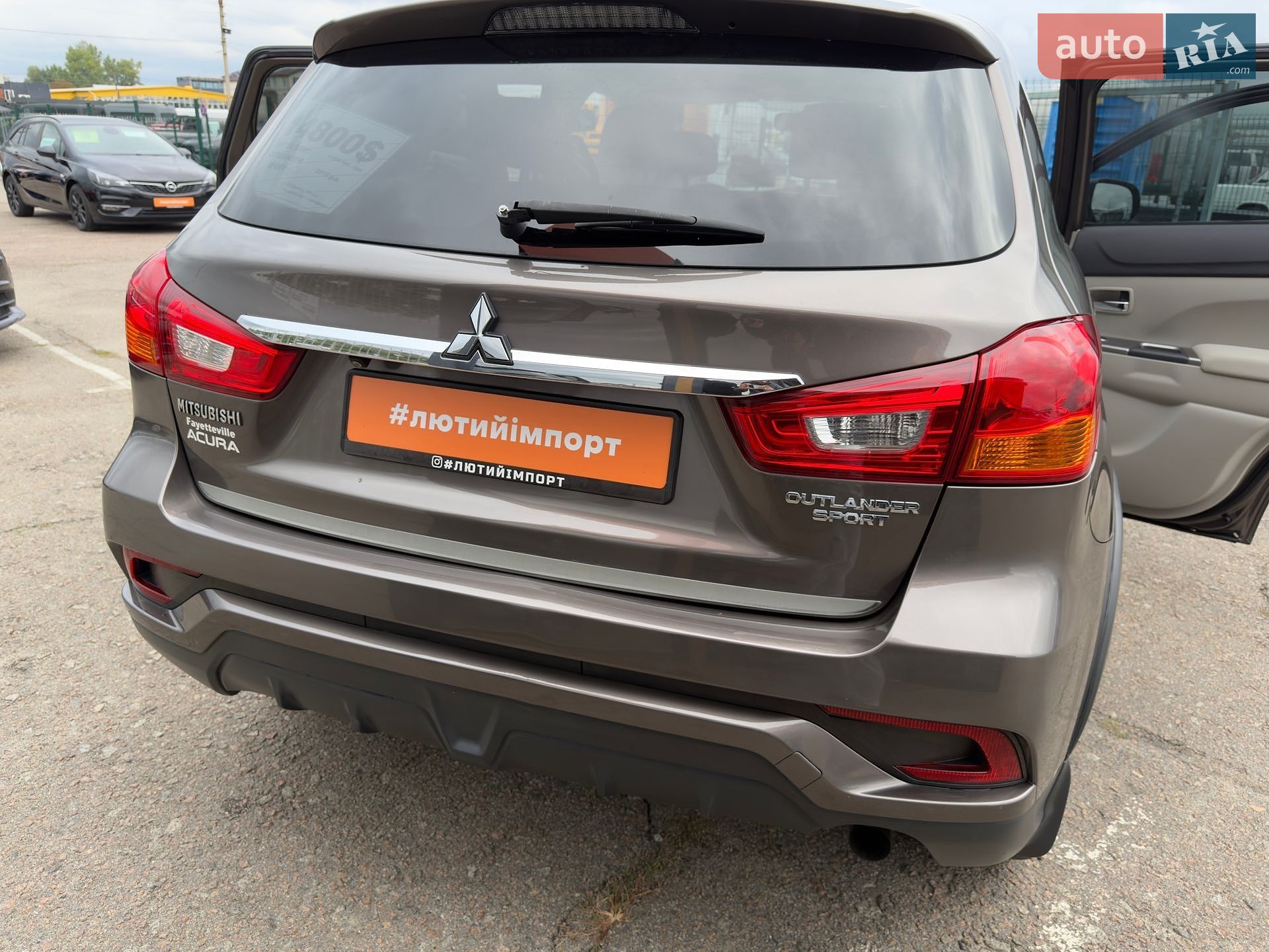 Mitsubishi Outlander Sport 2018 VIN JA4AP3AU7JU017420 фото оголошення 16 з 50