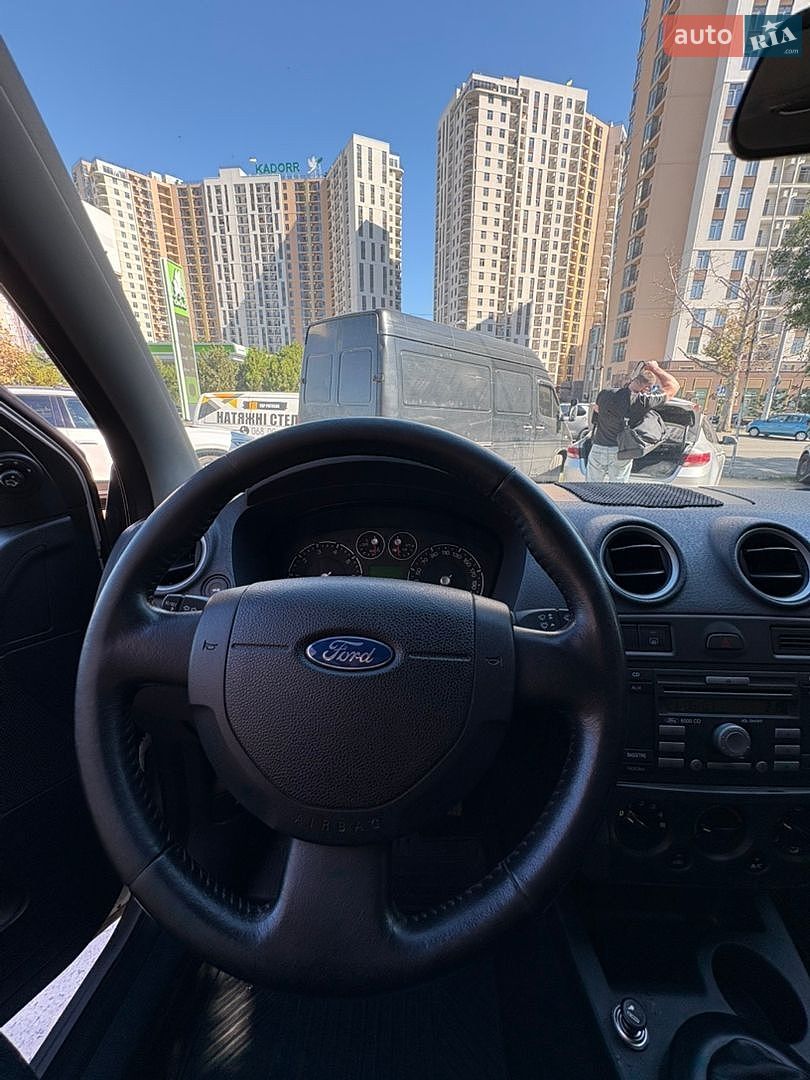 Ford Fusion 2007 VIN WF0UXXGAJU7Y08372 фото оголошення 14 з 36