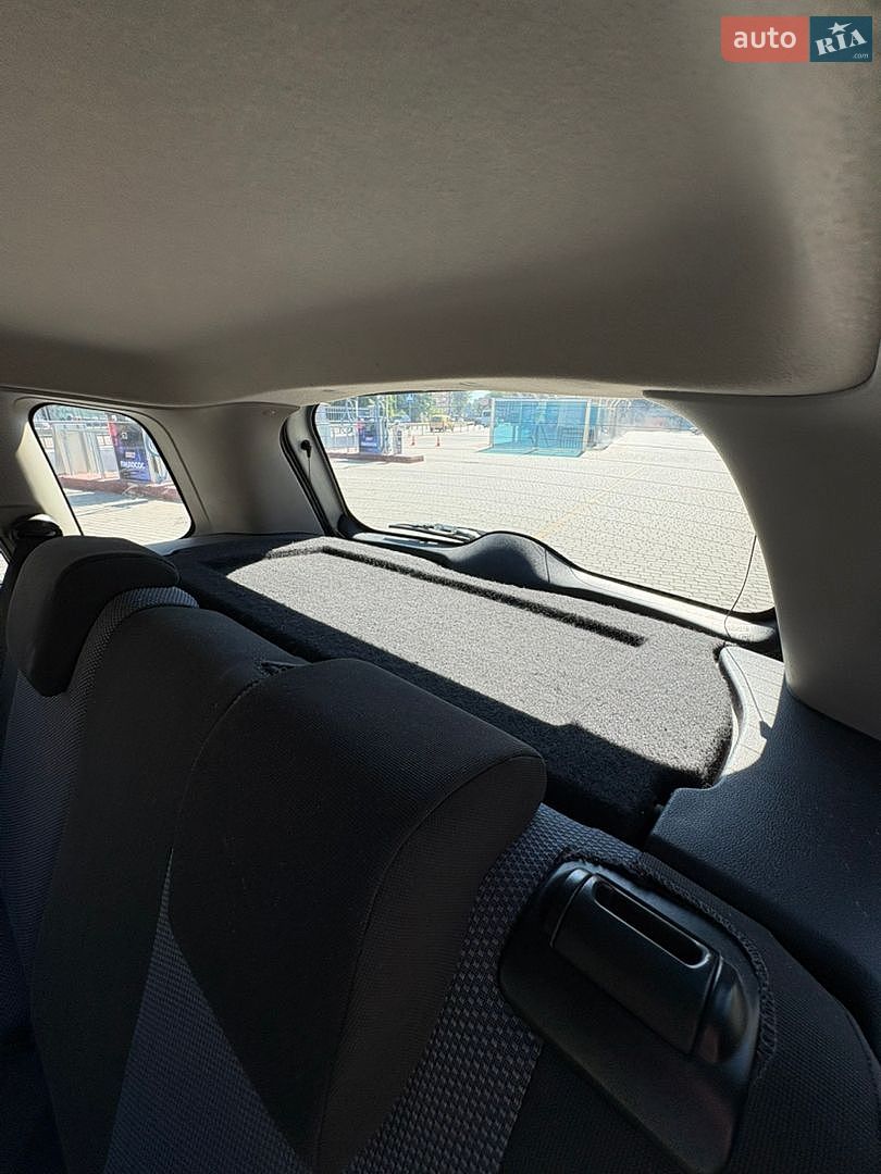 Ford Fusion 2007 VIN WF0UXXGAJU7Y08372 фото оголошення 29 з 36