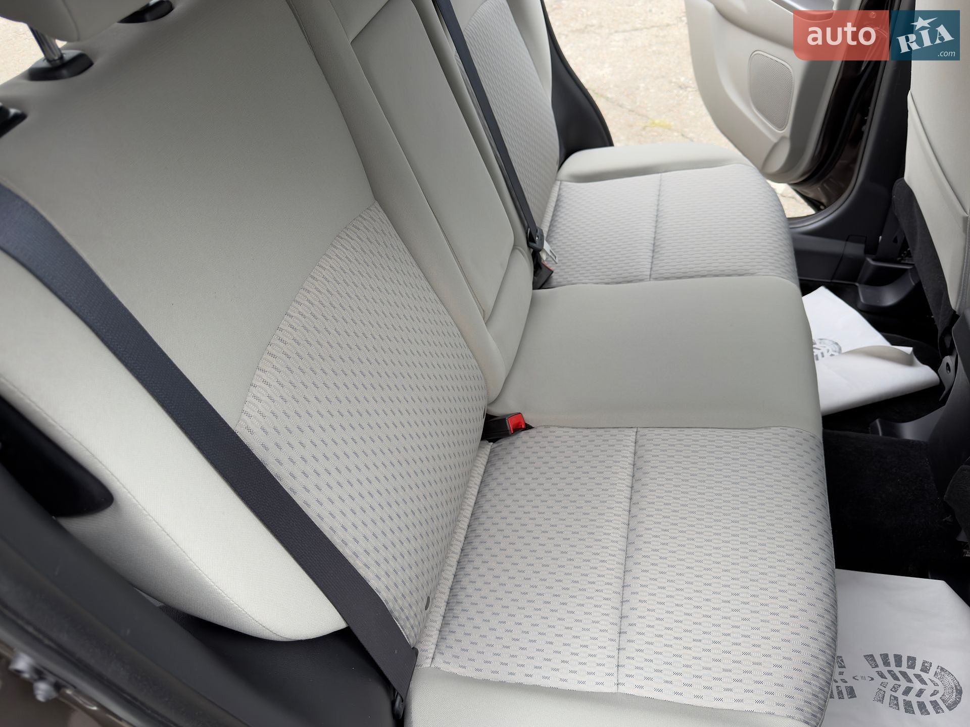 Mitsubishi Outlander Sport 2018 VIN JA4AP3AU7JU017420 фото оголошення 23 з 50