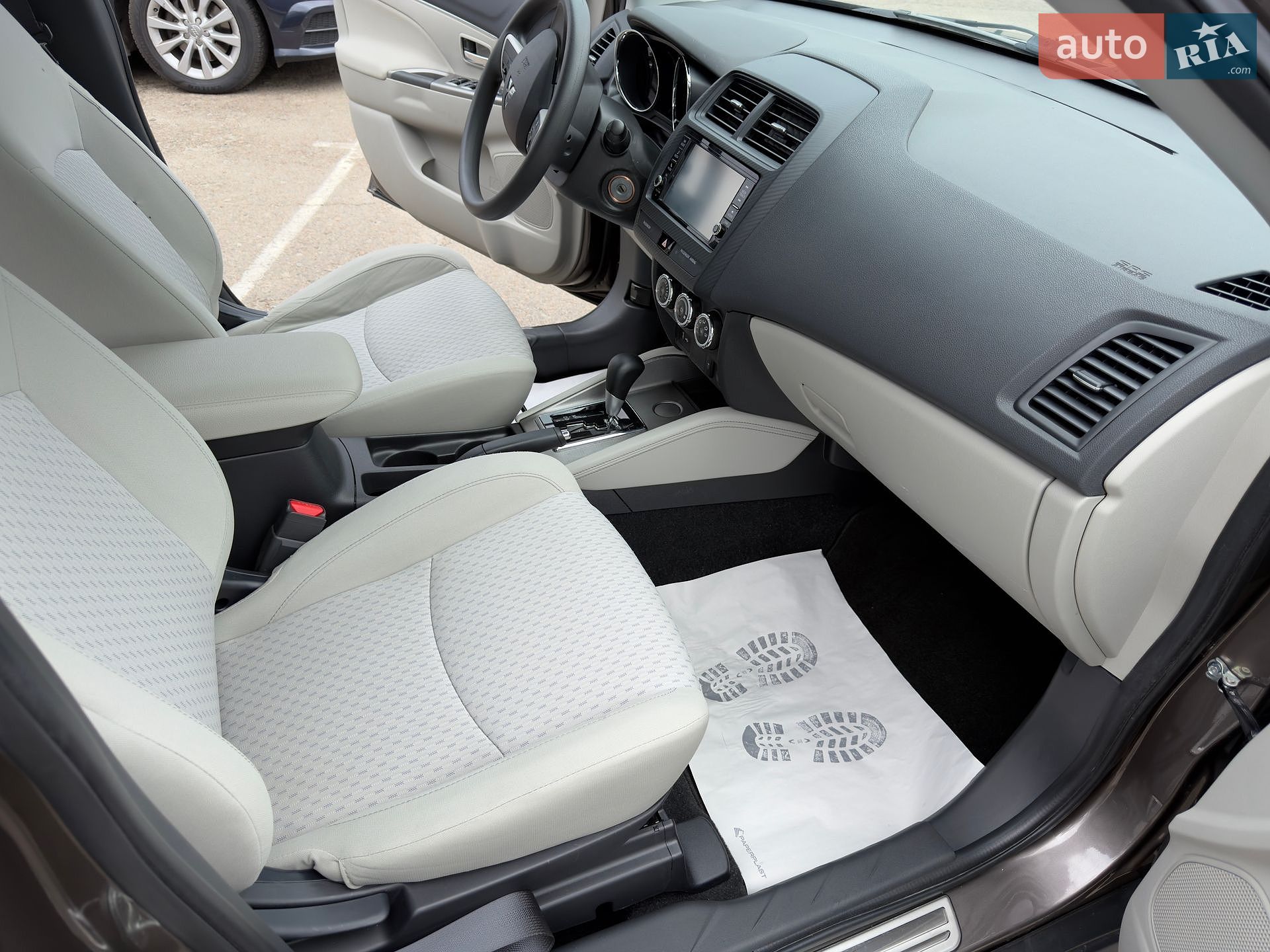 Mitsubishi Outlander Sport 2018 VIN JA4AP3AU7JU017420 фото оголошення 28 з 50