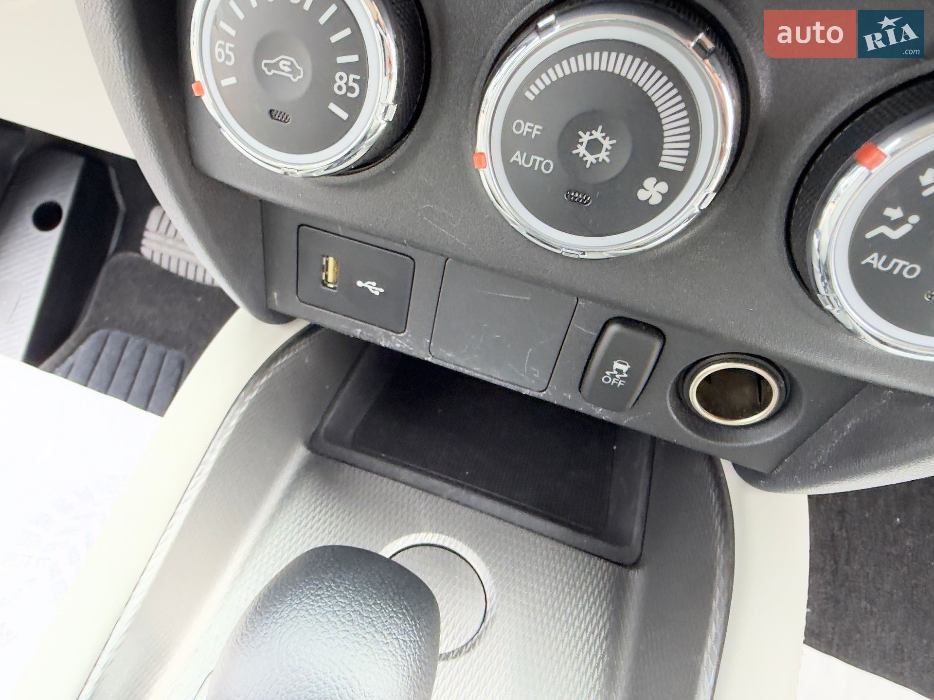 Mitsubishi Outlander Sport 2018 VIN JA4AP3AU7JU017420 фото оголошення 29 з 50
