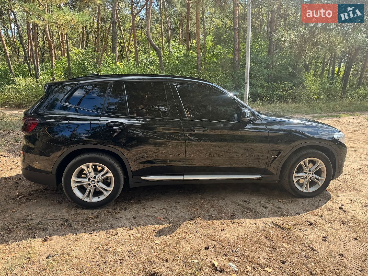 BMW X3 2019 VIN 5UXTR7C54KLR53247 фото оголошення 9 з 24
