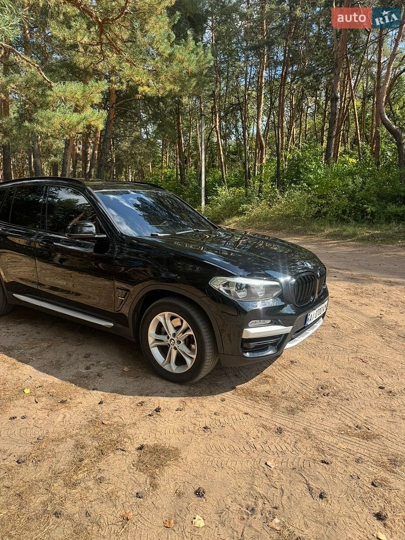 BMW X3 2019 VIN 5UXTR7C54KLR53247 фото оголошення 10 з 24