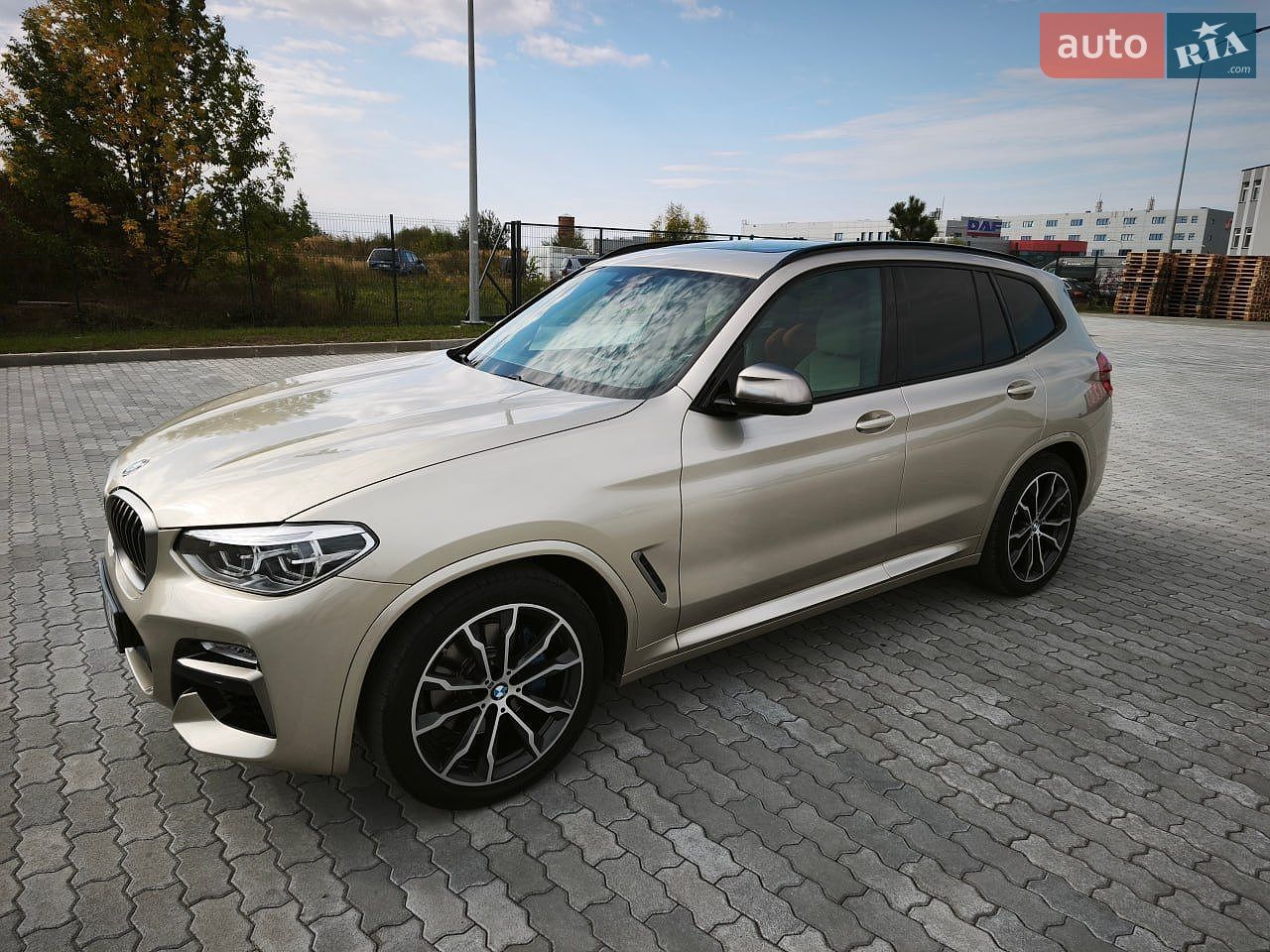 BMW X3 2019 VIN 5UXTS3C52KLR73770 фото оголошення 8 з 15
