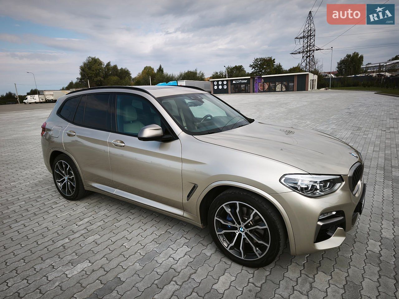 BMW X3 2019 VIN 5UXTS3C52KLR73770 фото оголошення 2 з 15