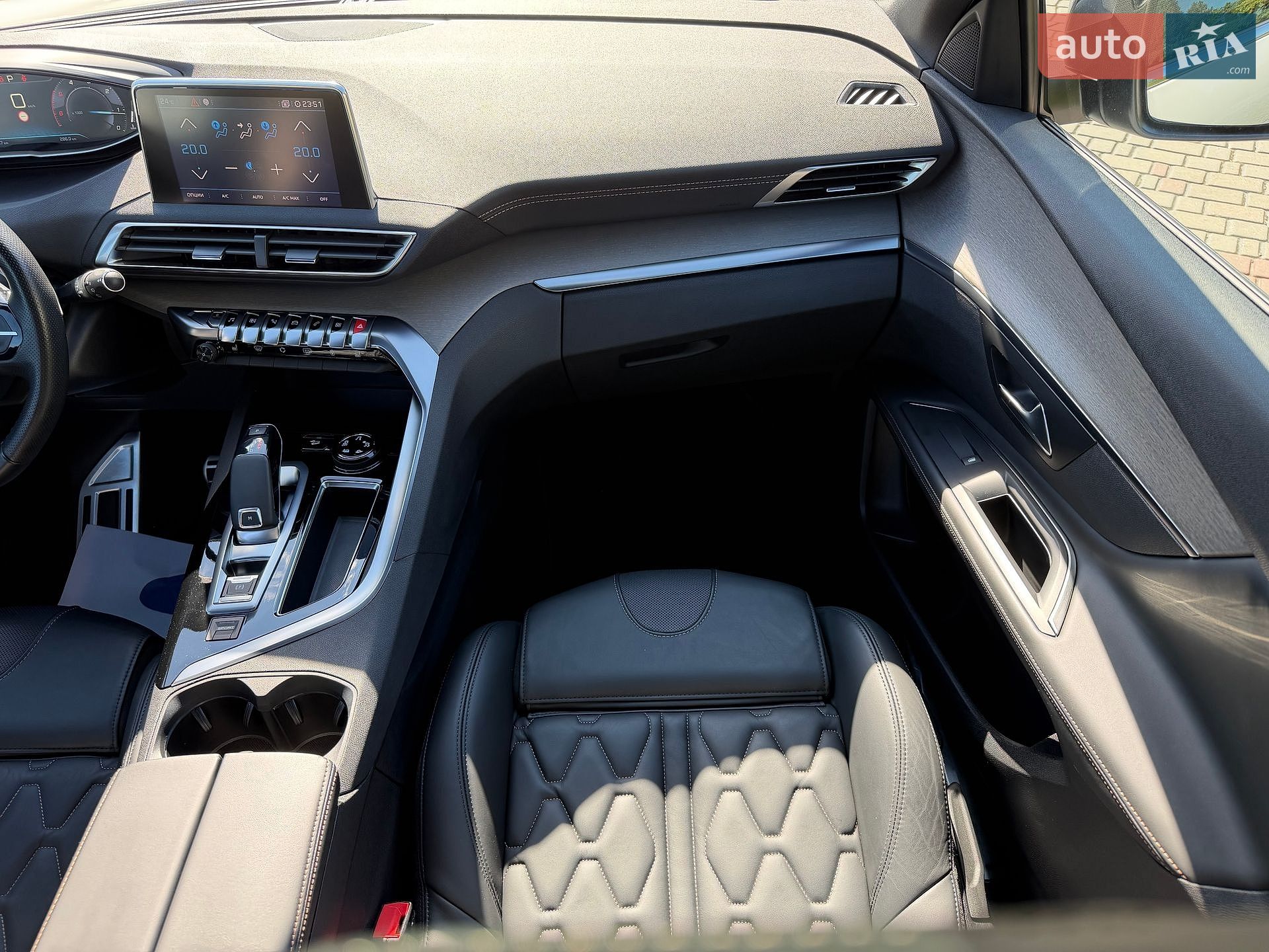 Peugeot 3008 2017 VIN VF3MJAHWWHS328181 фото оголошення 28 з 101