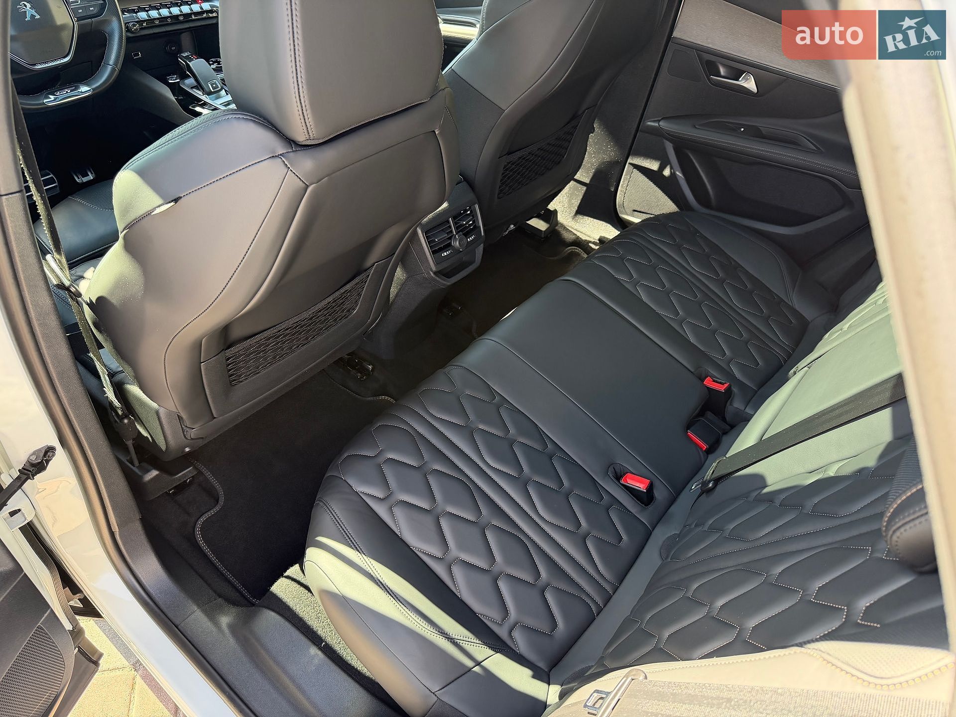 Peugeot 3008 2017 VIN VF3MJAHWWHS328181 фото оголошення 50 з 101