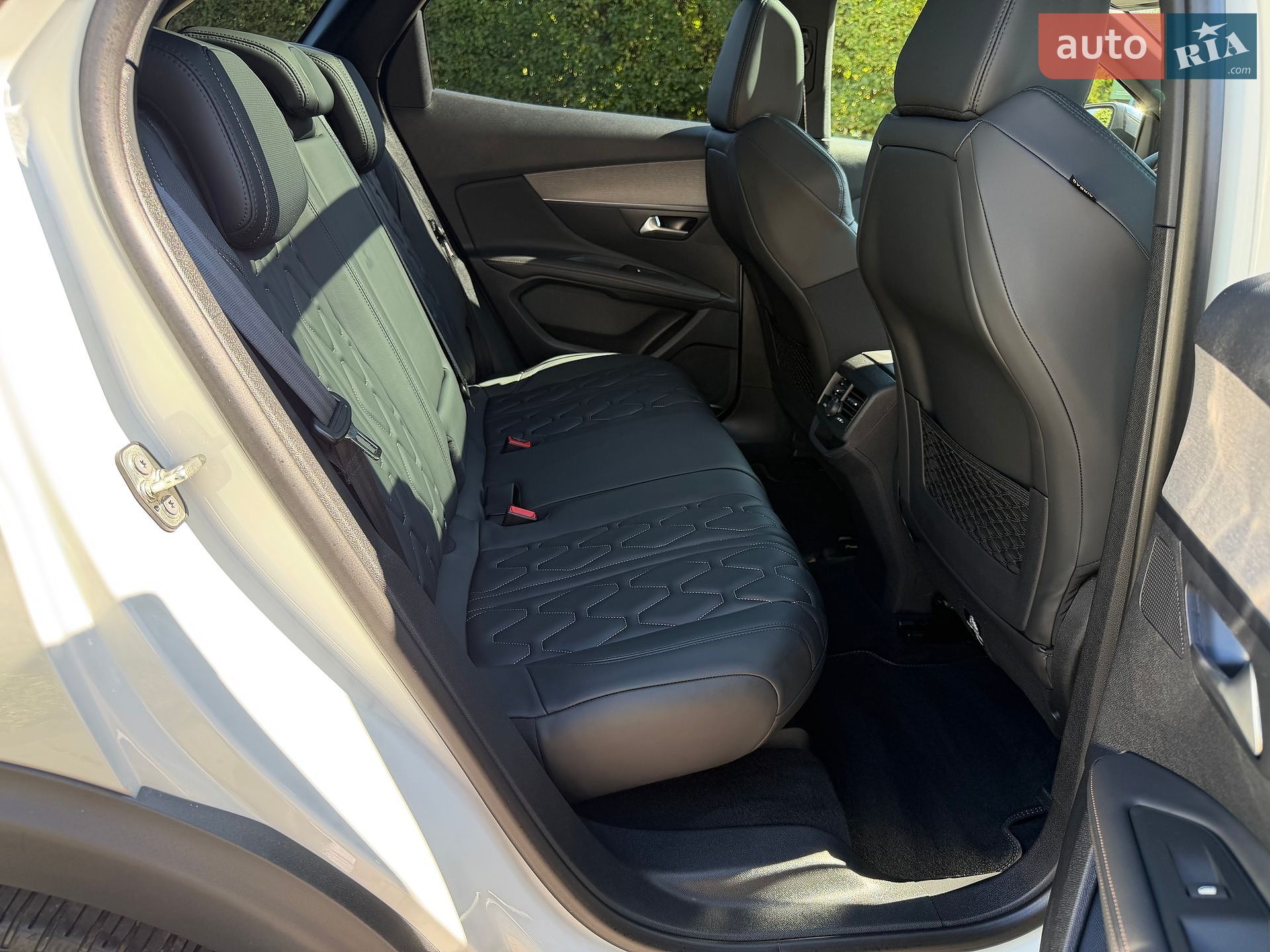 Peugeot 3008 2017 VIN VF3MJAHWWHS328181 фото оголошення 69 з 101