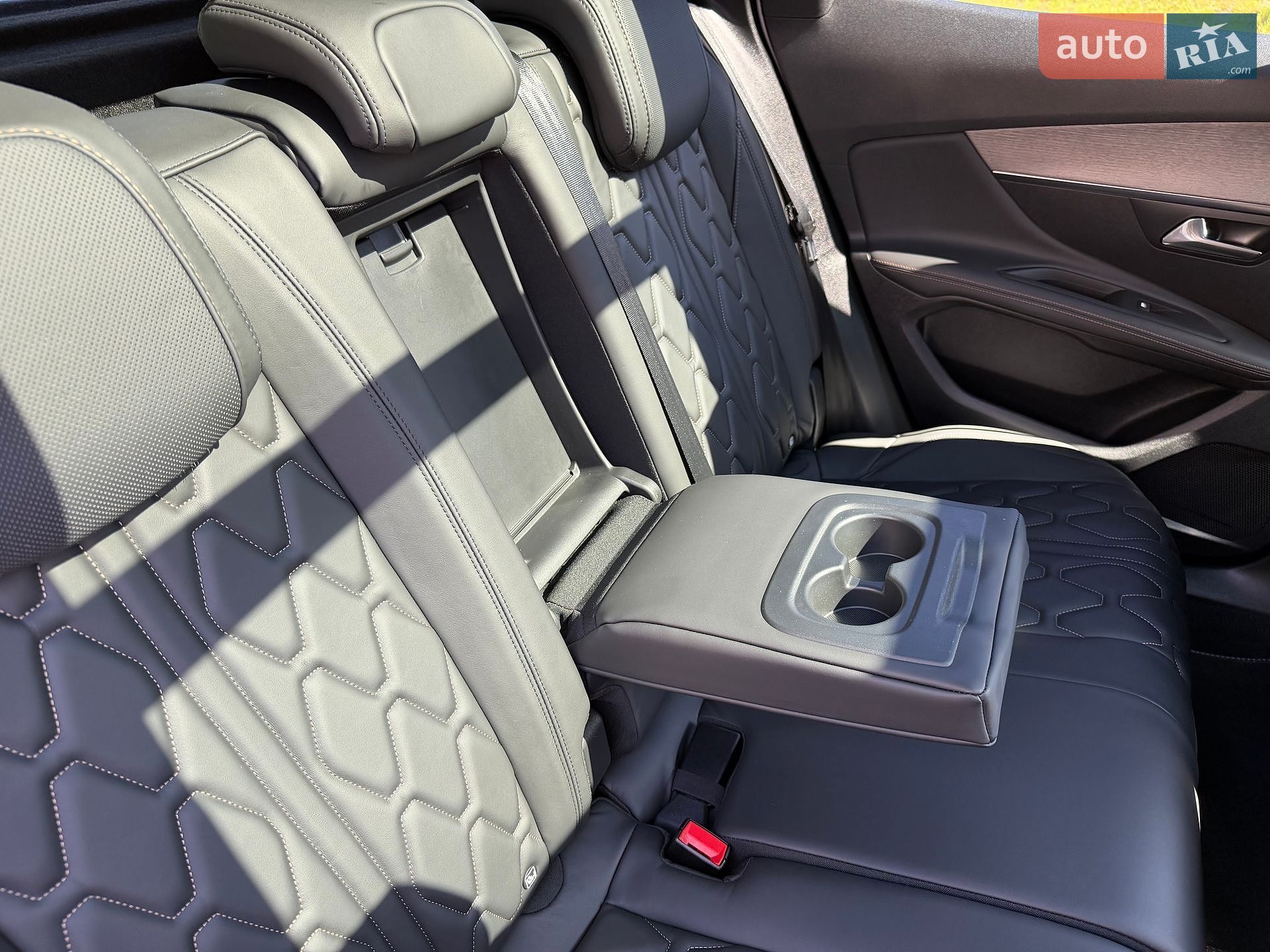 Peugeot 3008 2017 VIN VF3MJAHWWHS328181 фото оголошення 74 з 101